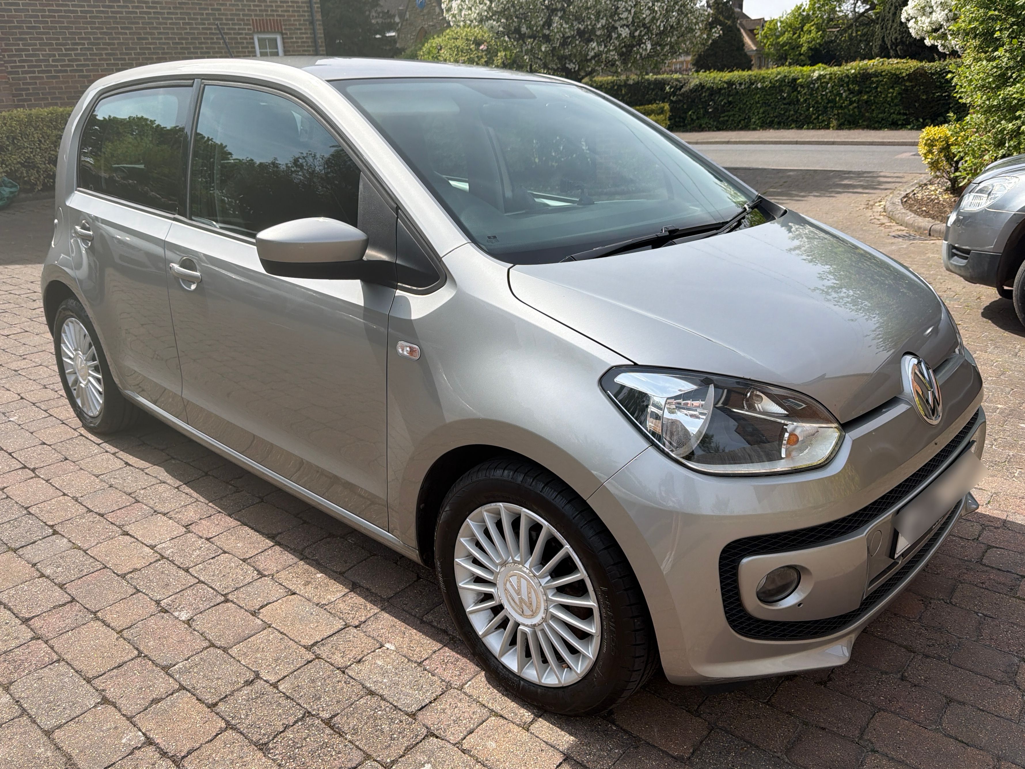 Volkswagen up