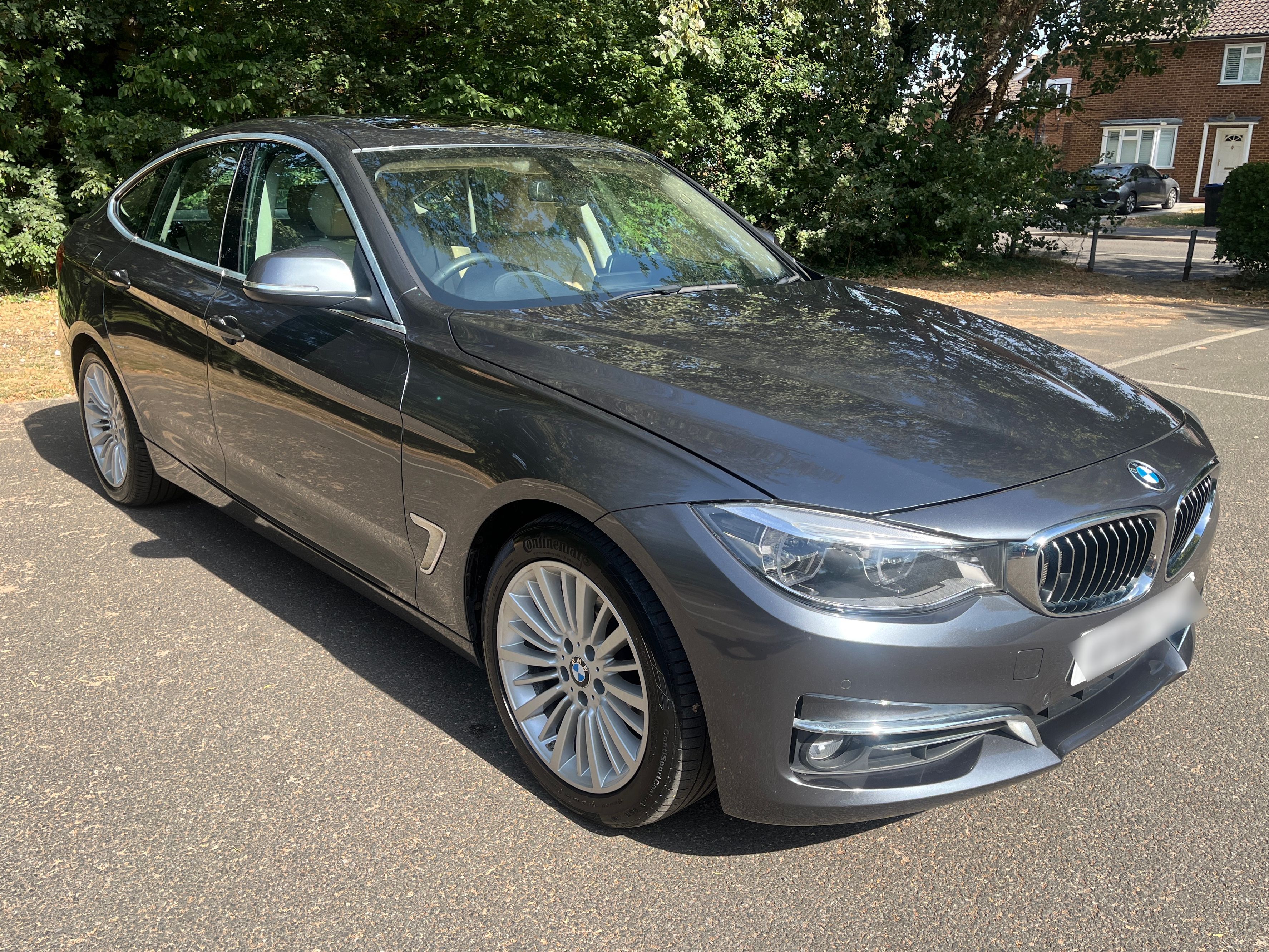 BMW 320I Luxury GT Auto
