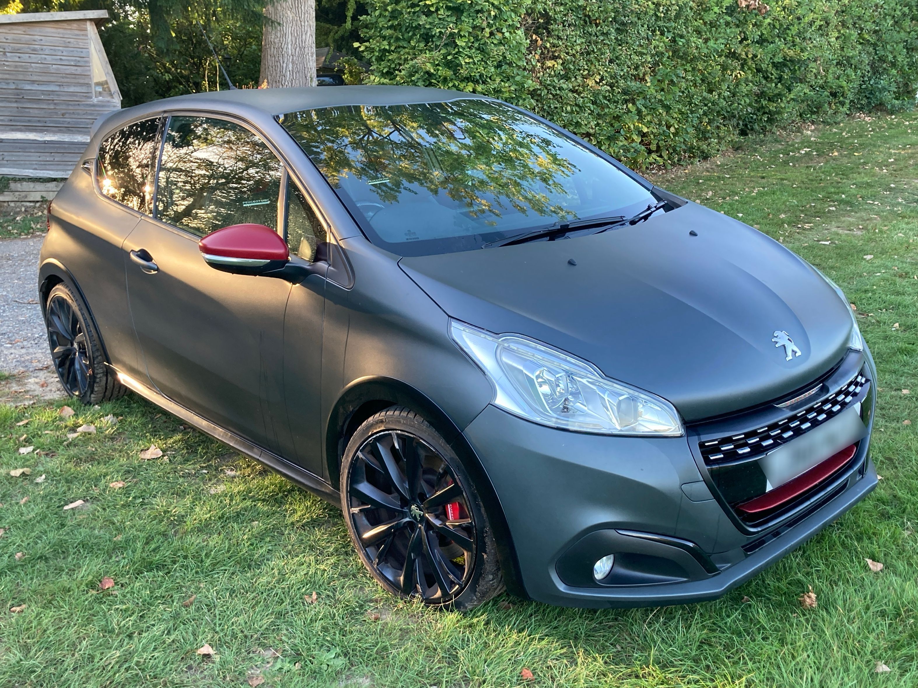 Peugeot 208