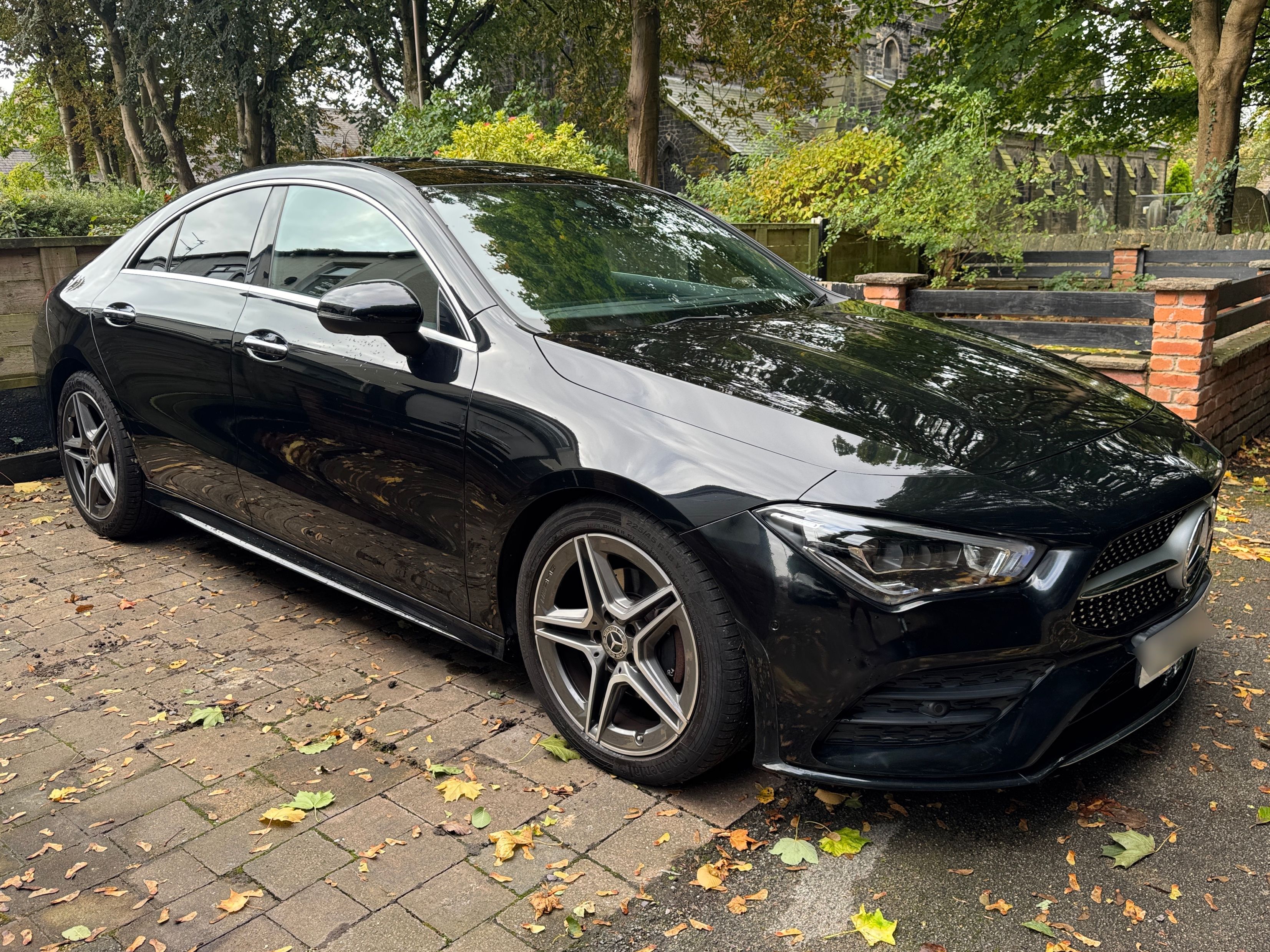 Mercedes CLA 180 AMG Line Premium + A