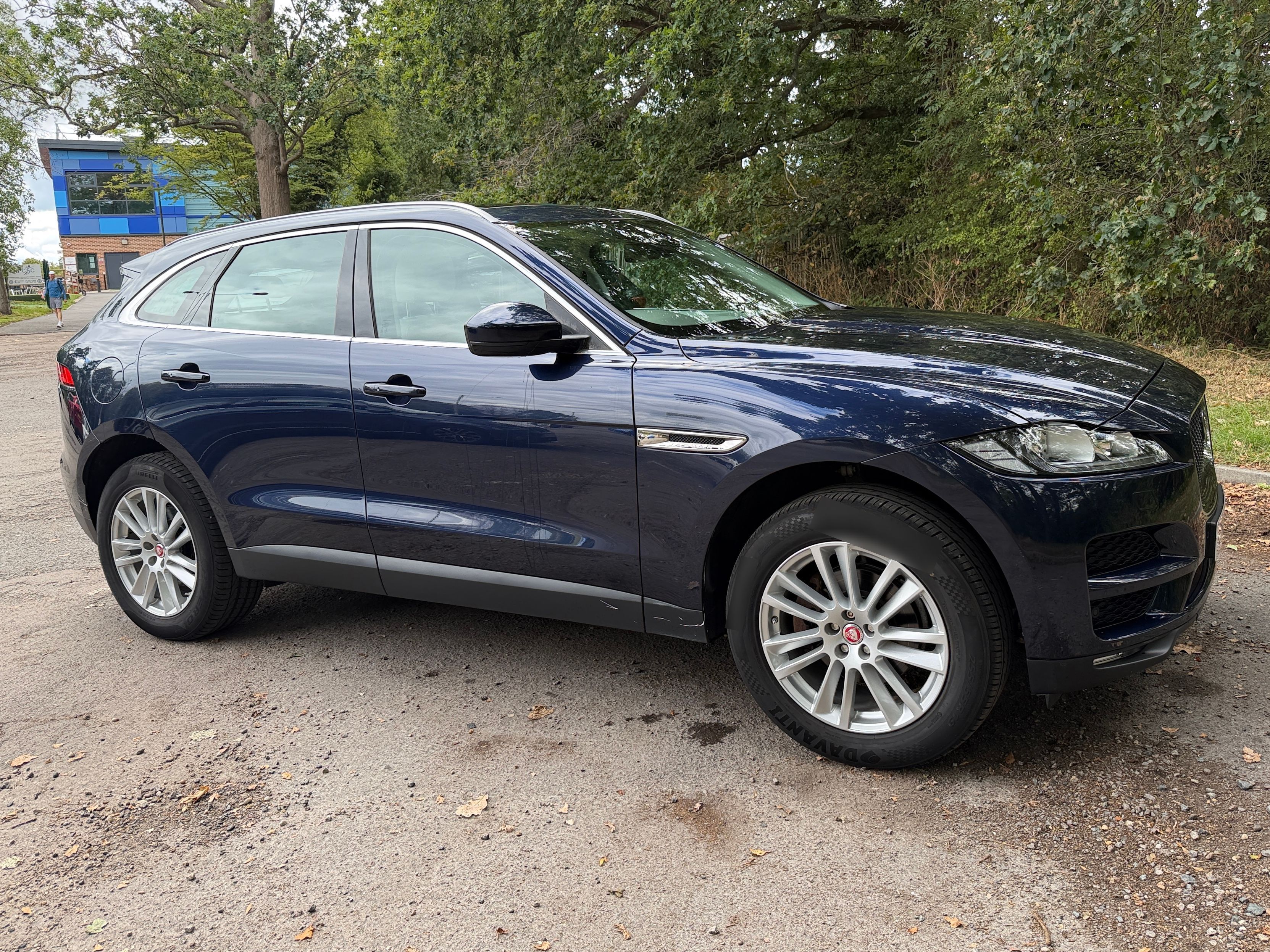 Jaguar F-PACE