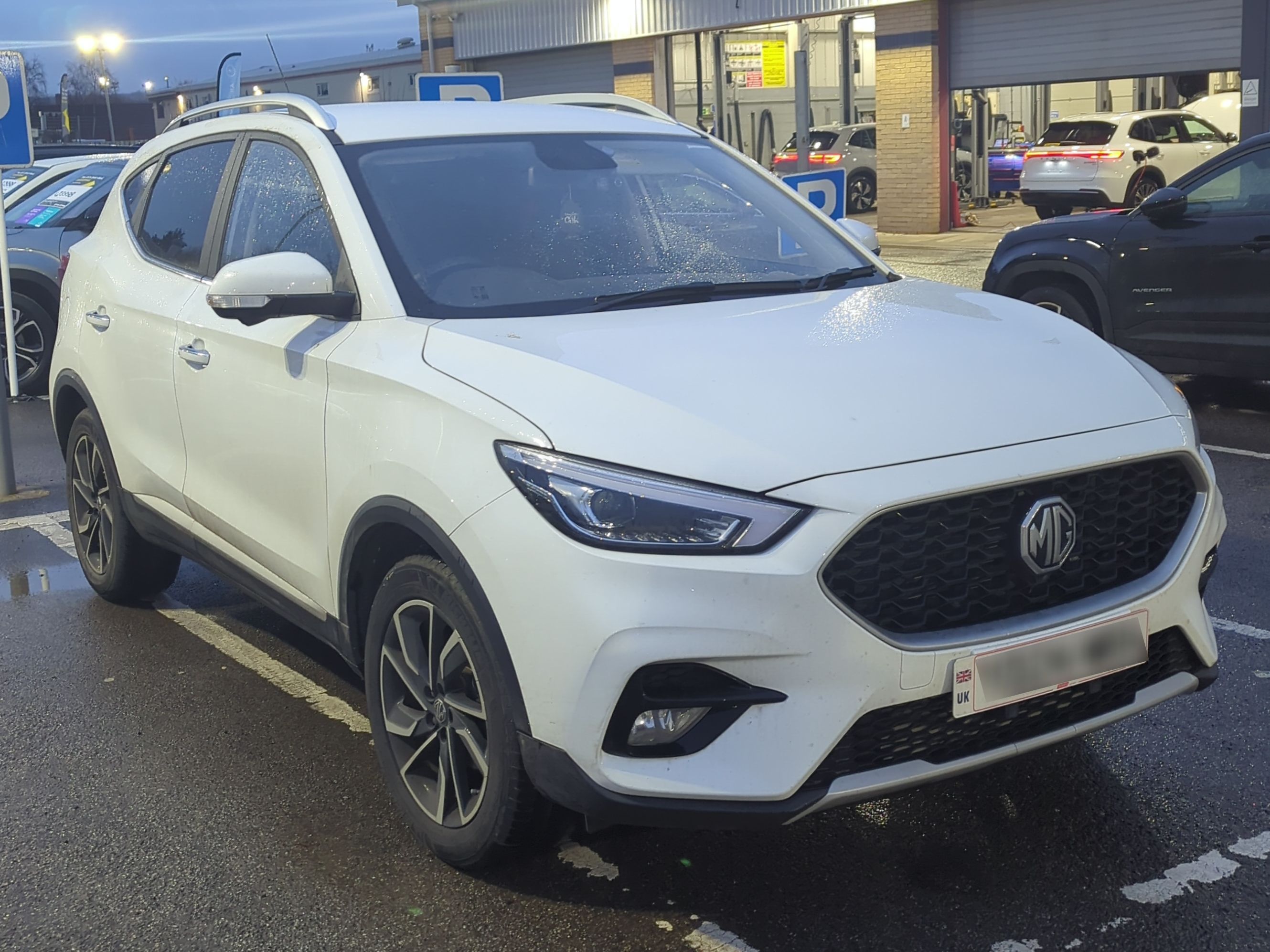 MG ZS