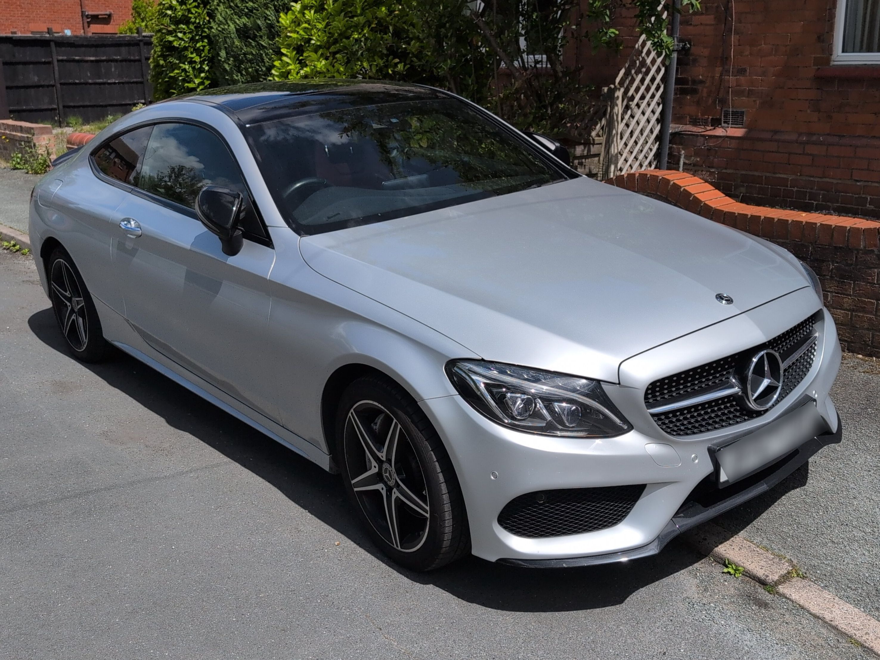 Mercedes C 300 AMG Line Premium + Auto