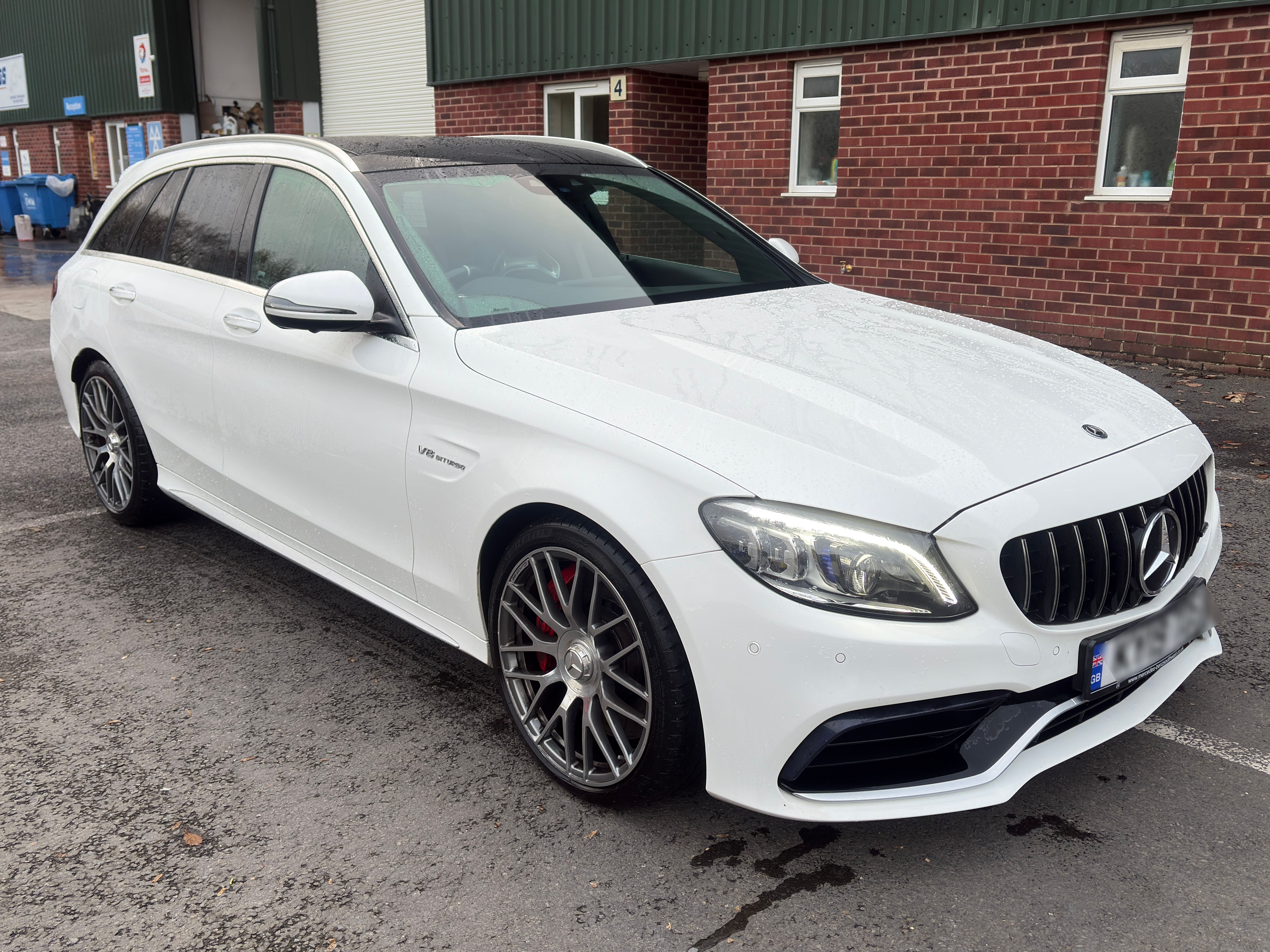 Mercedes AMG C 63 S Premium + Auto