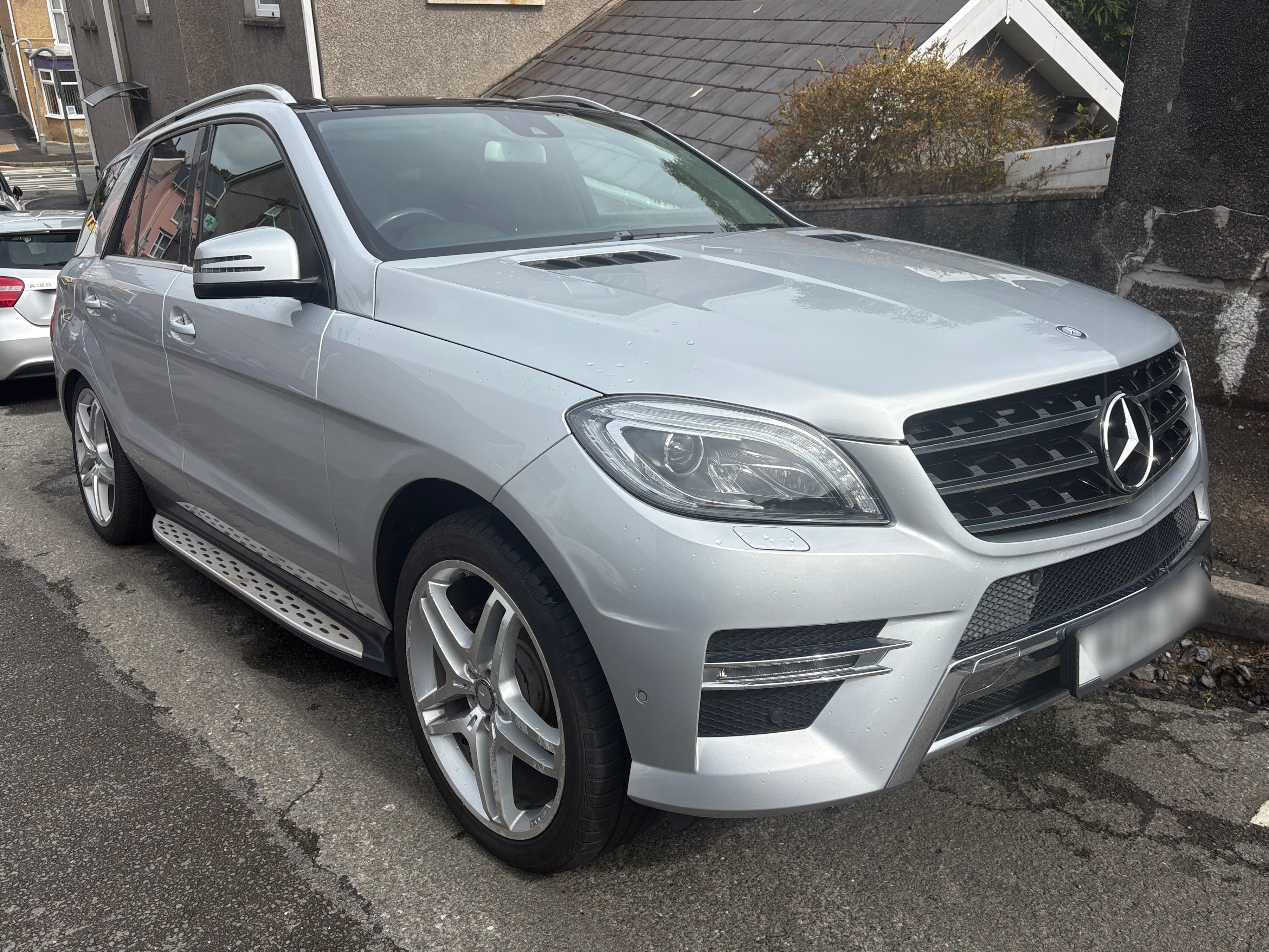 Mercedes ML350 AMG Line Prem Bluetec A