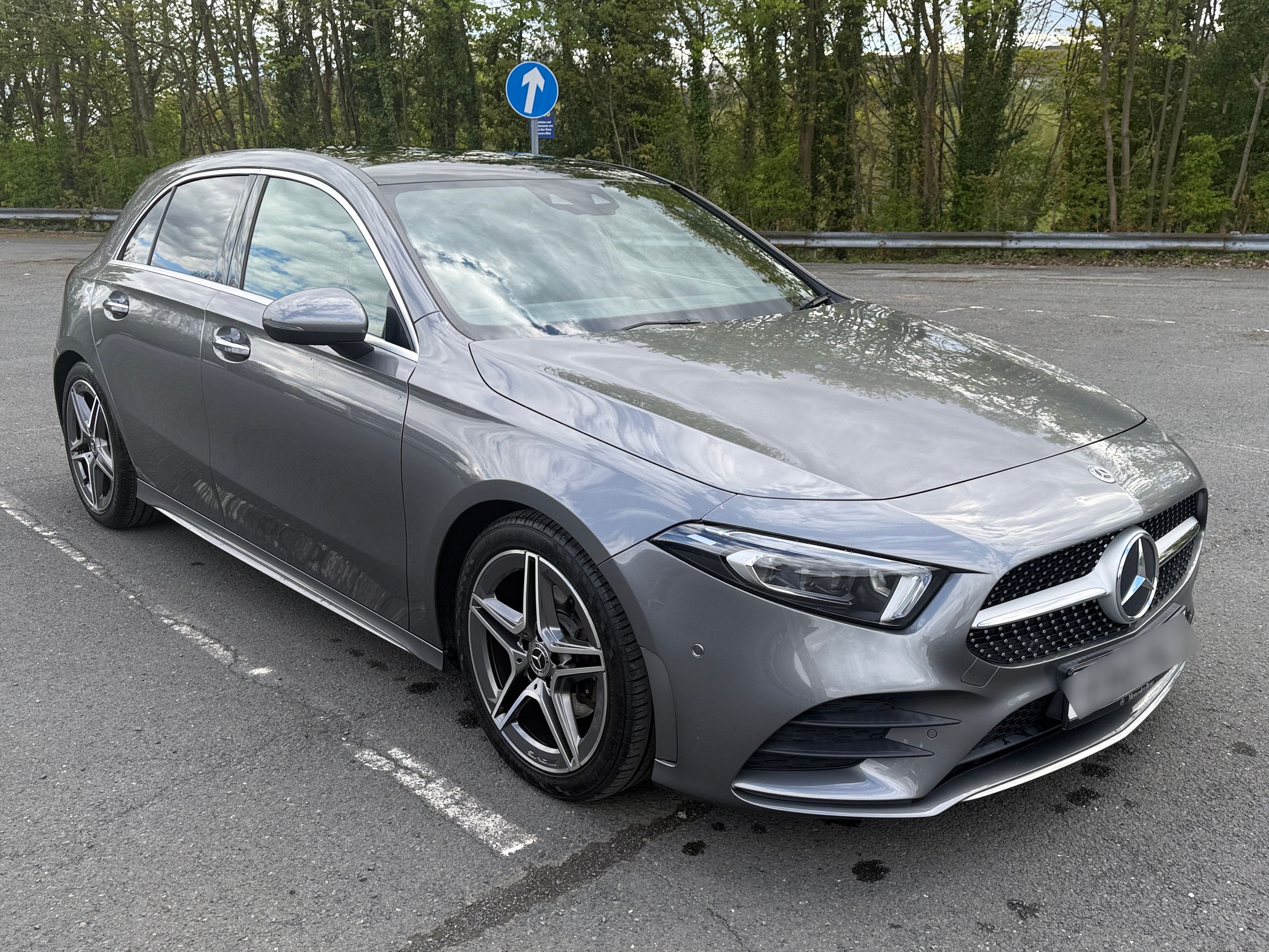 Mercedes A 200 AMG Line Premium + Auto