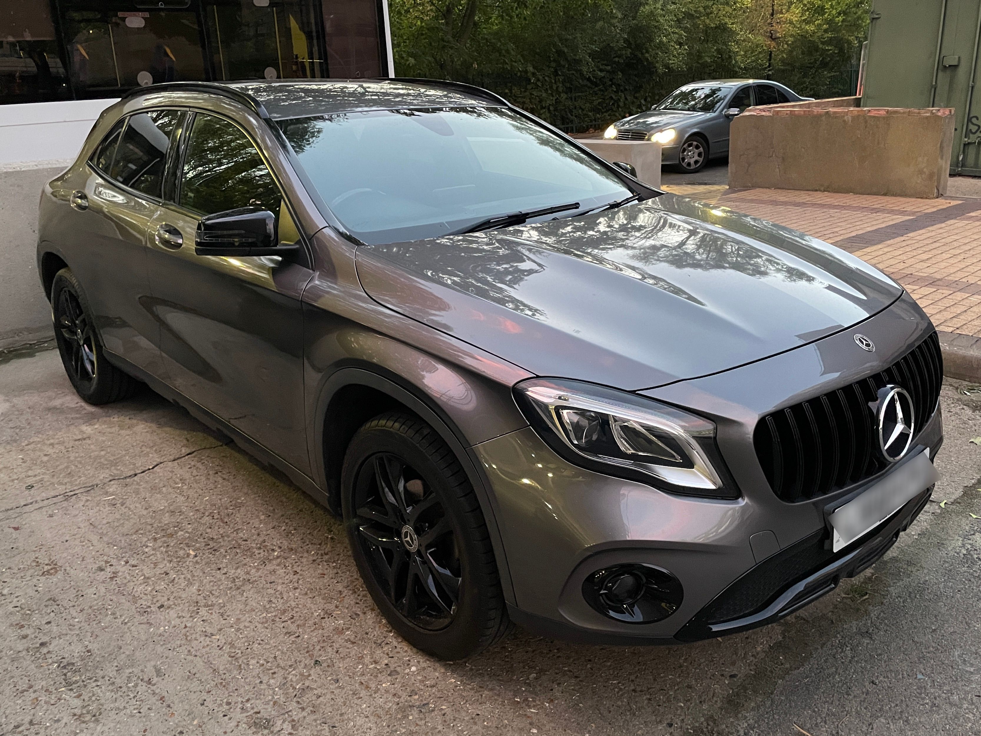 Mercedes GLA 180 Urban Edition Auto