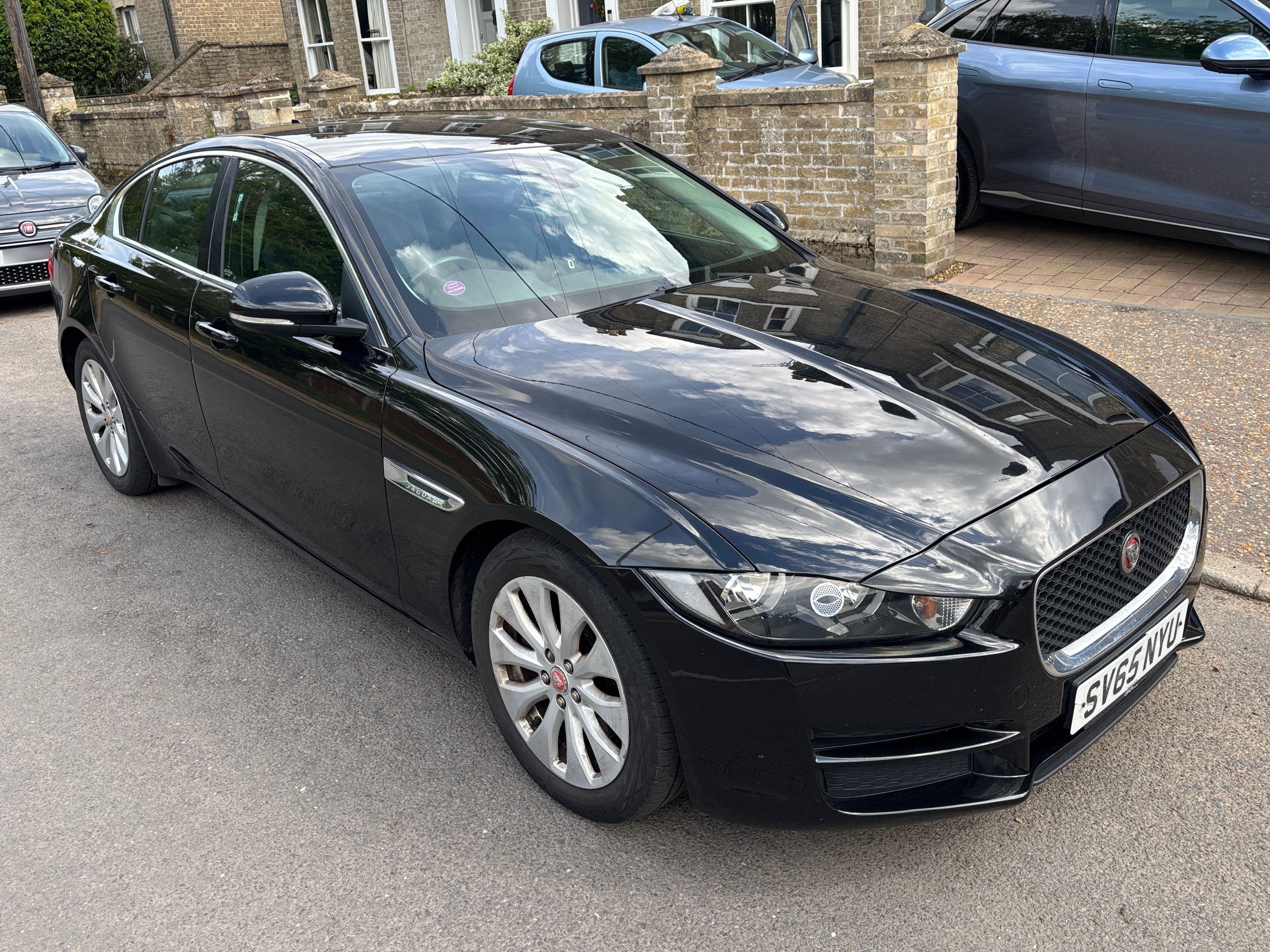 Jaguar XE Prestige D Auto