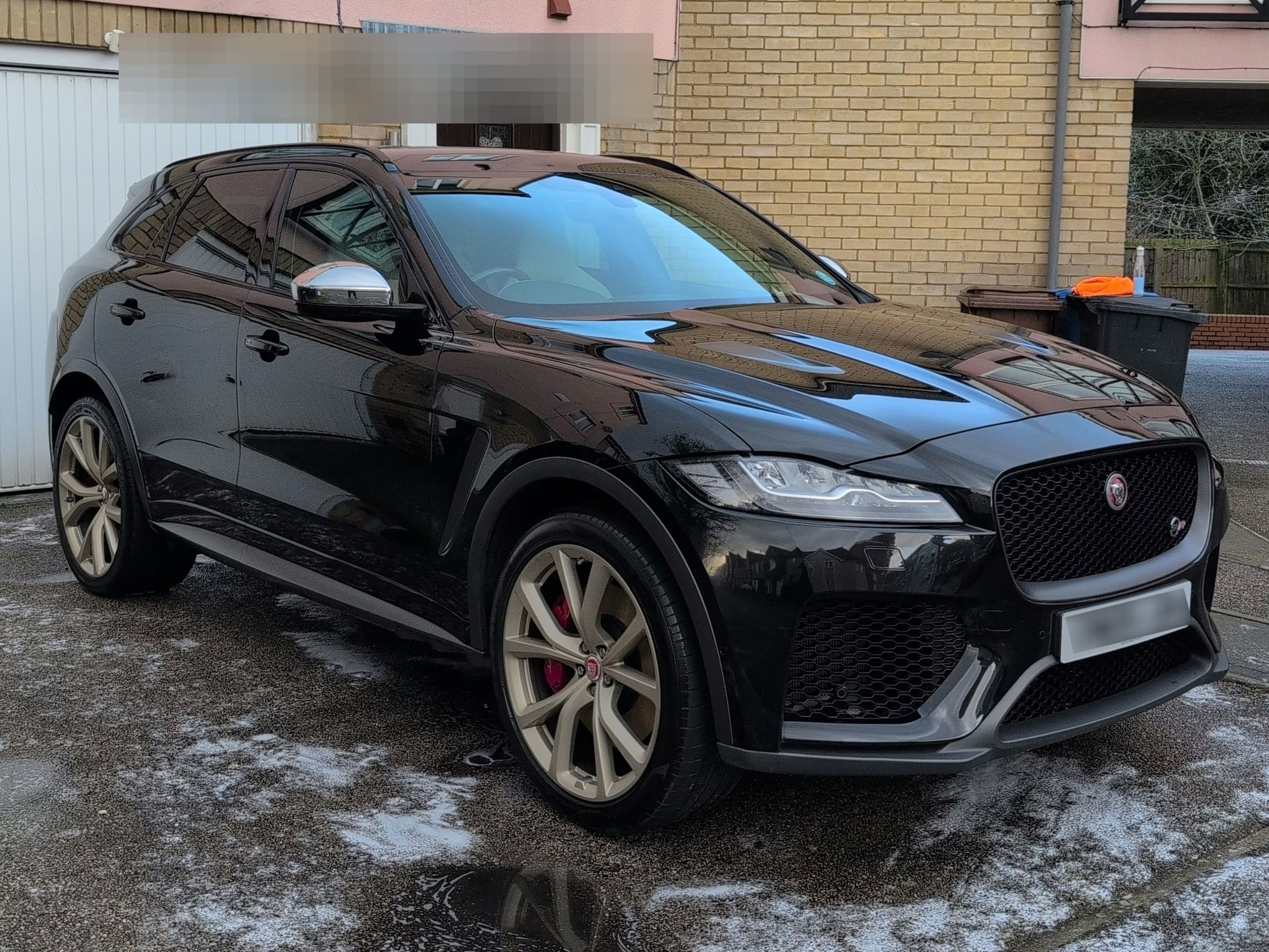 Jaguar F-PACE