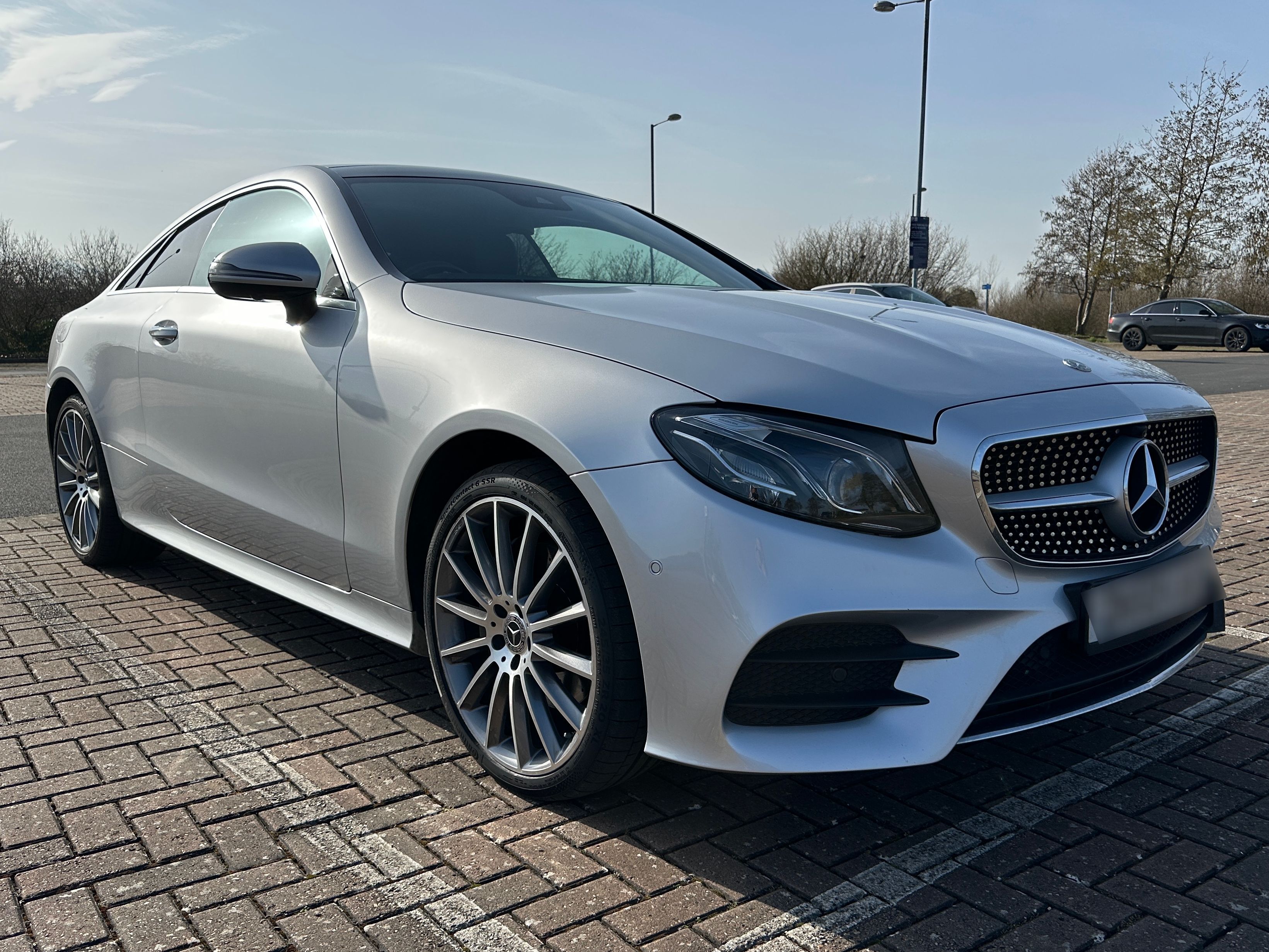 Mercedes E 220 D AMG Line 4MATIC Auto