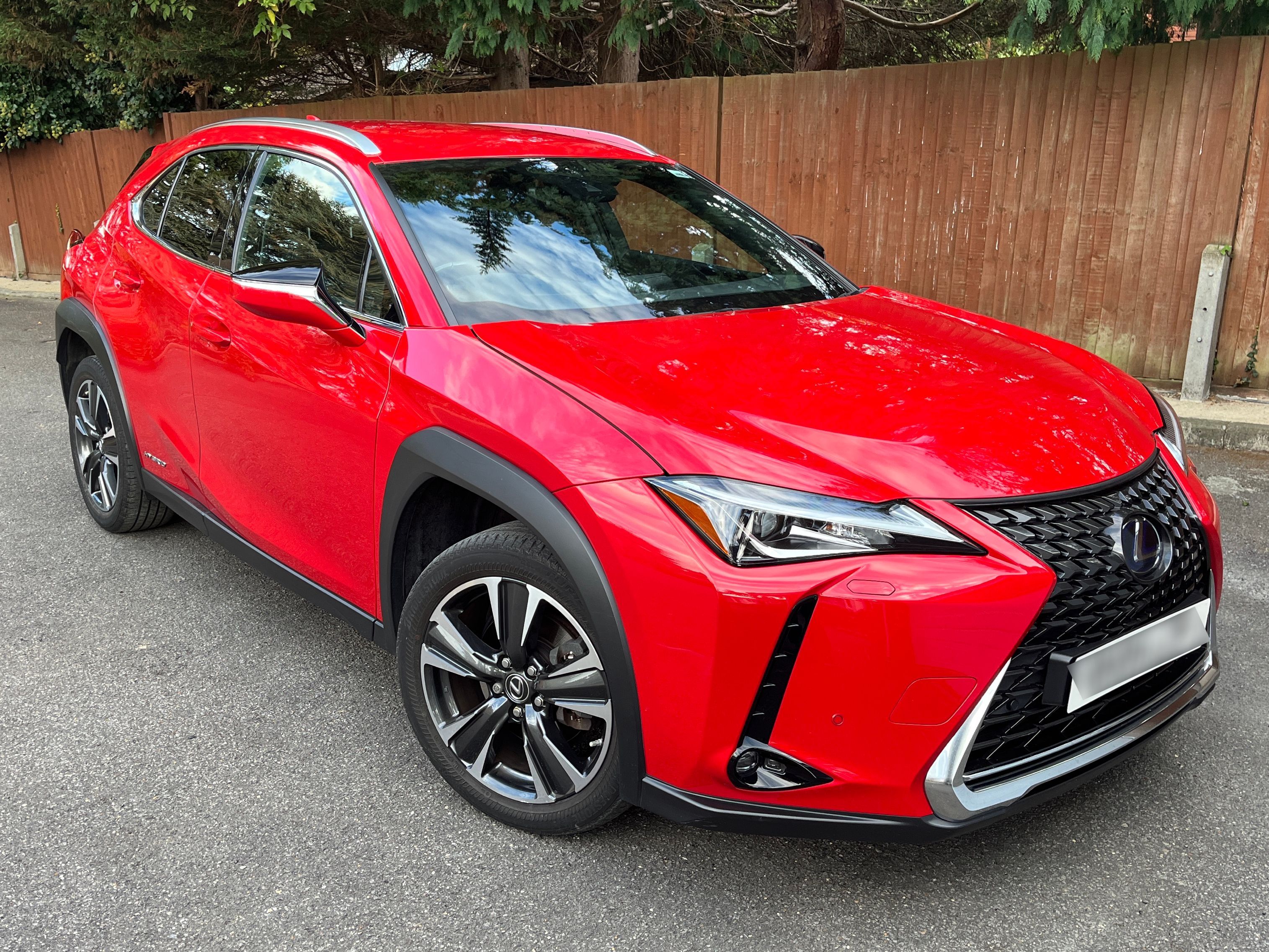 Lexus UX 250H