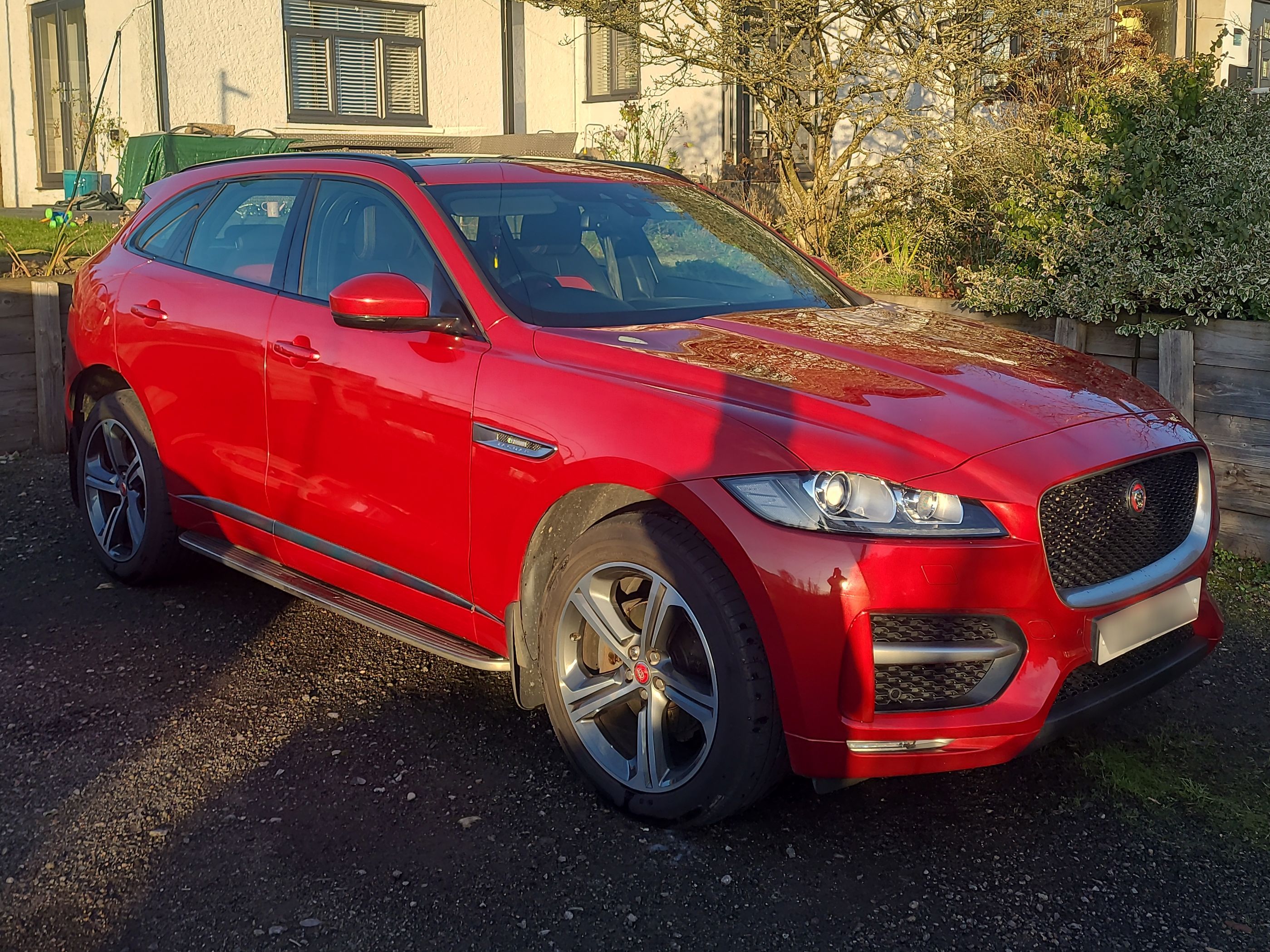 Jaguar F-PACE