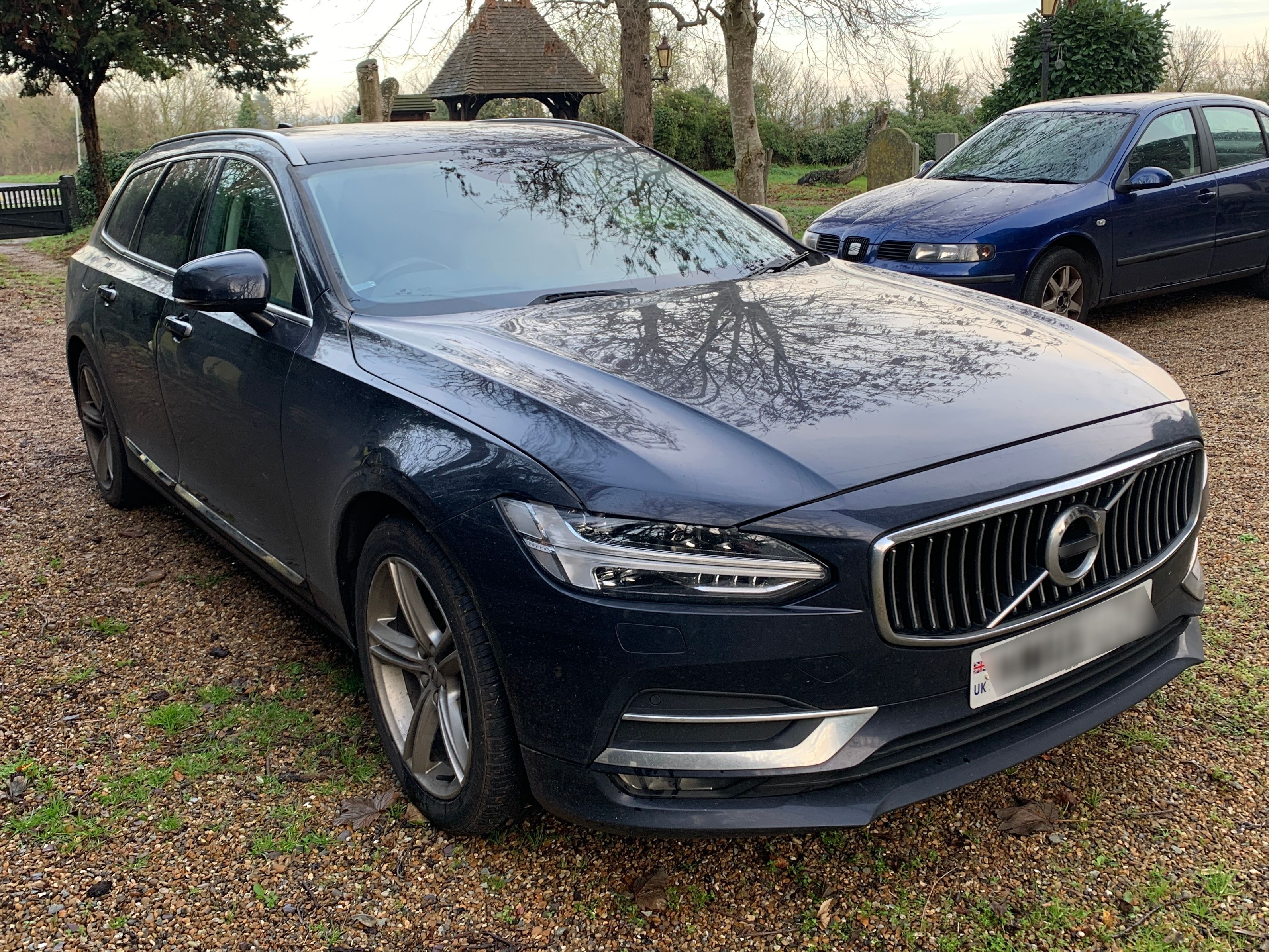 Volvo V90