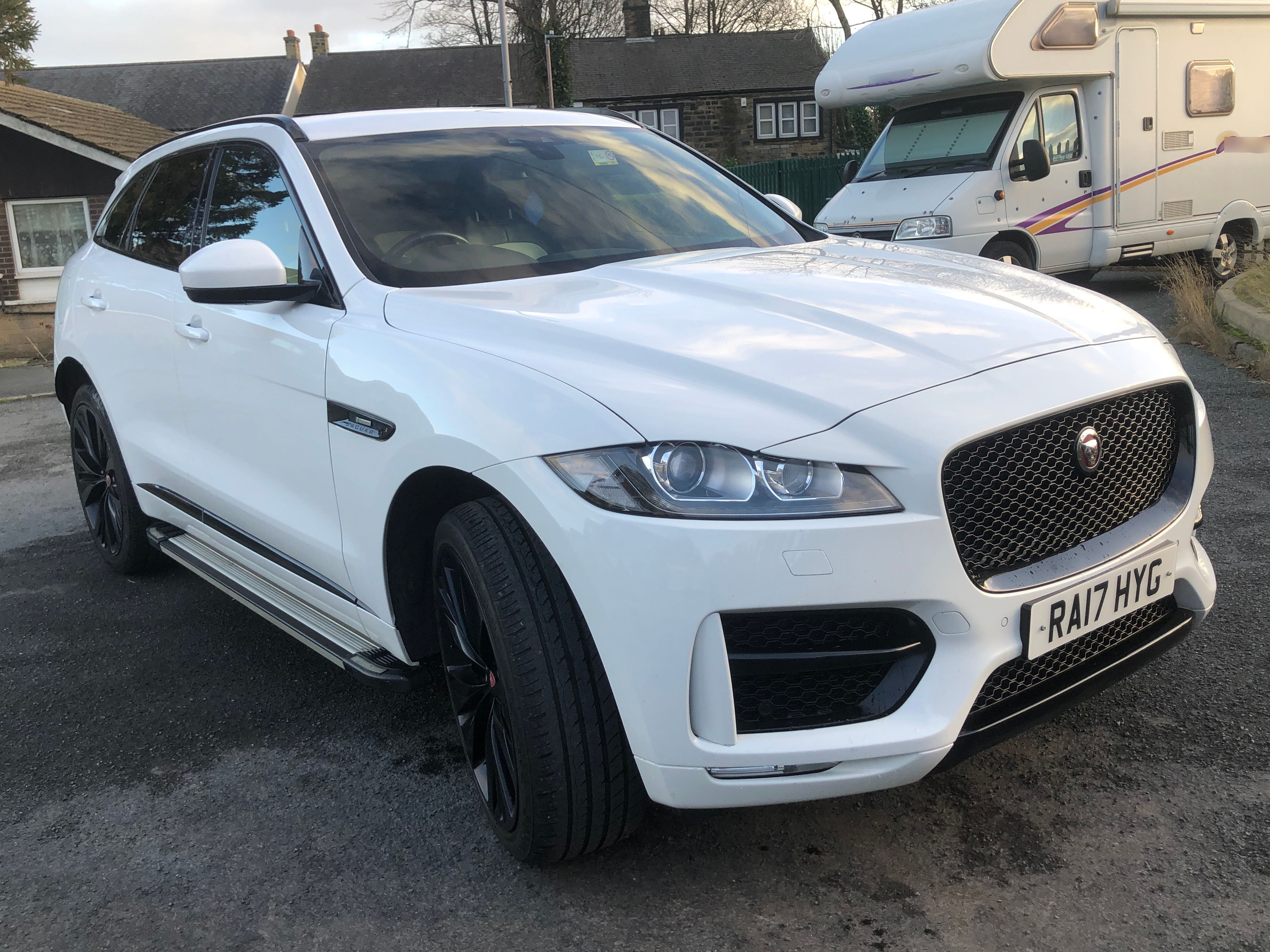 Jaguar F-PACE