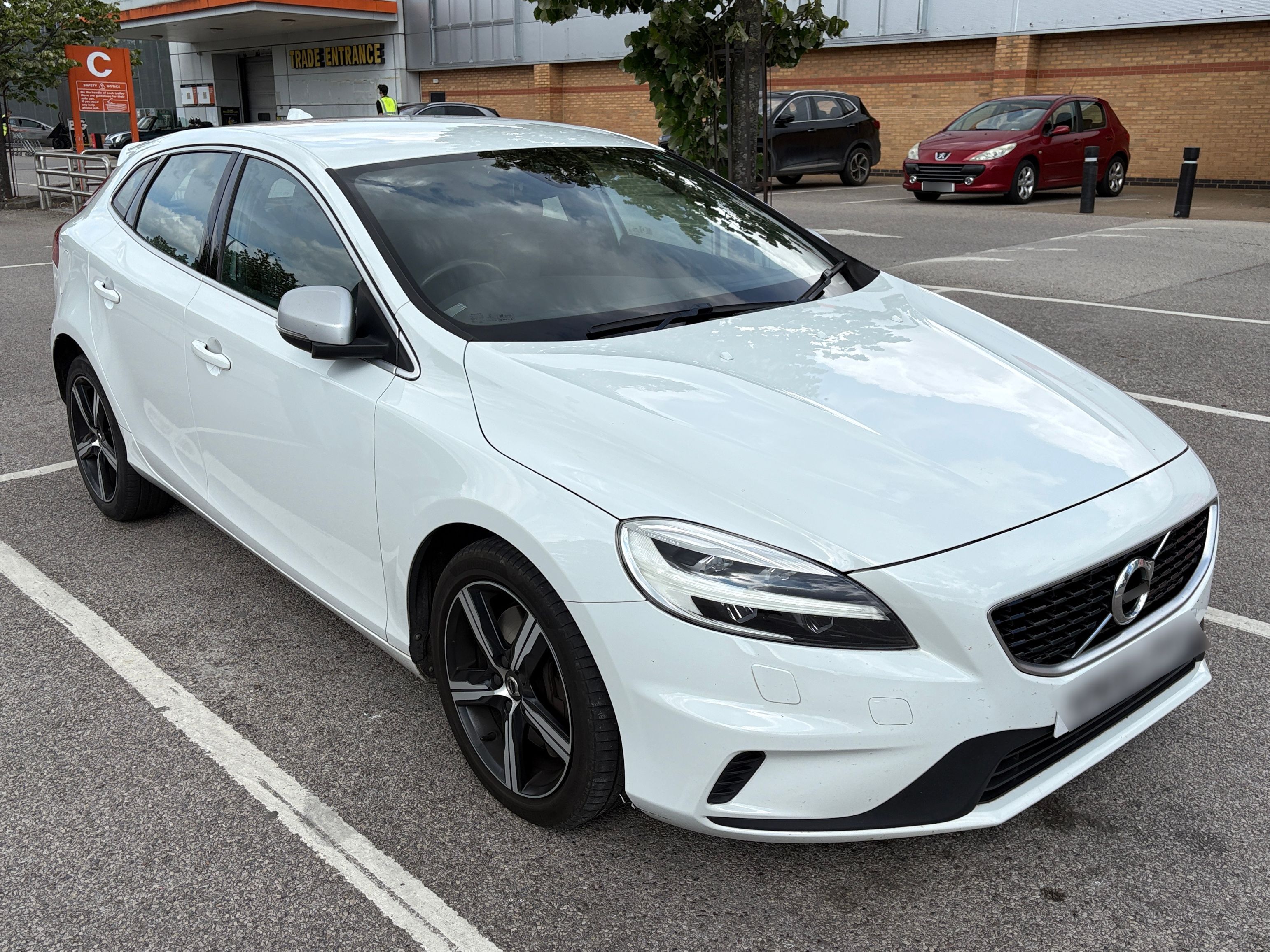 Volvo V40