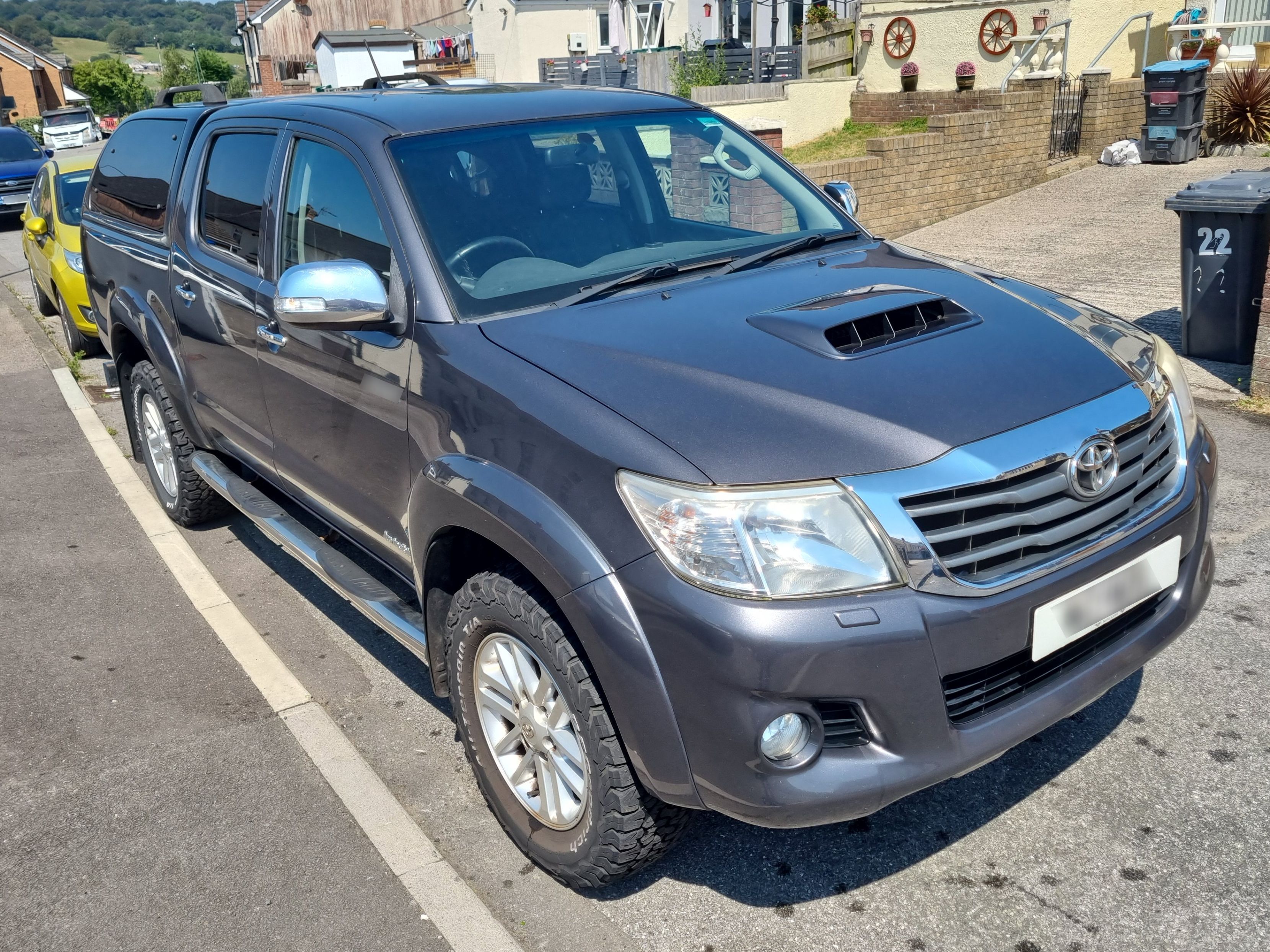 Toyota Hilux