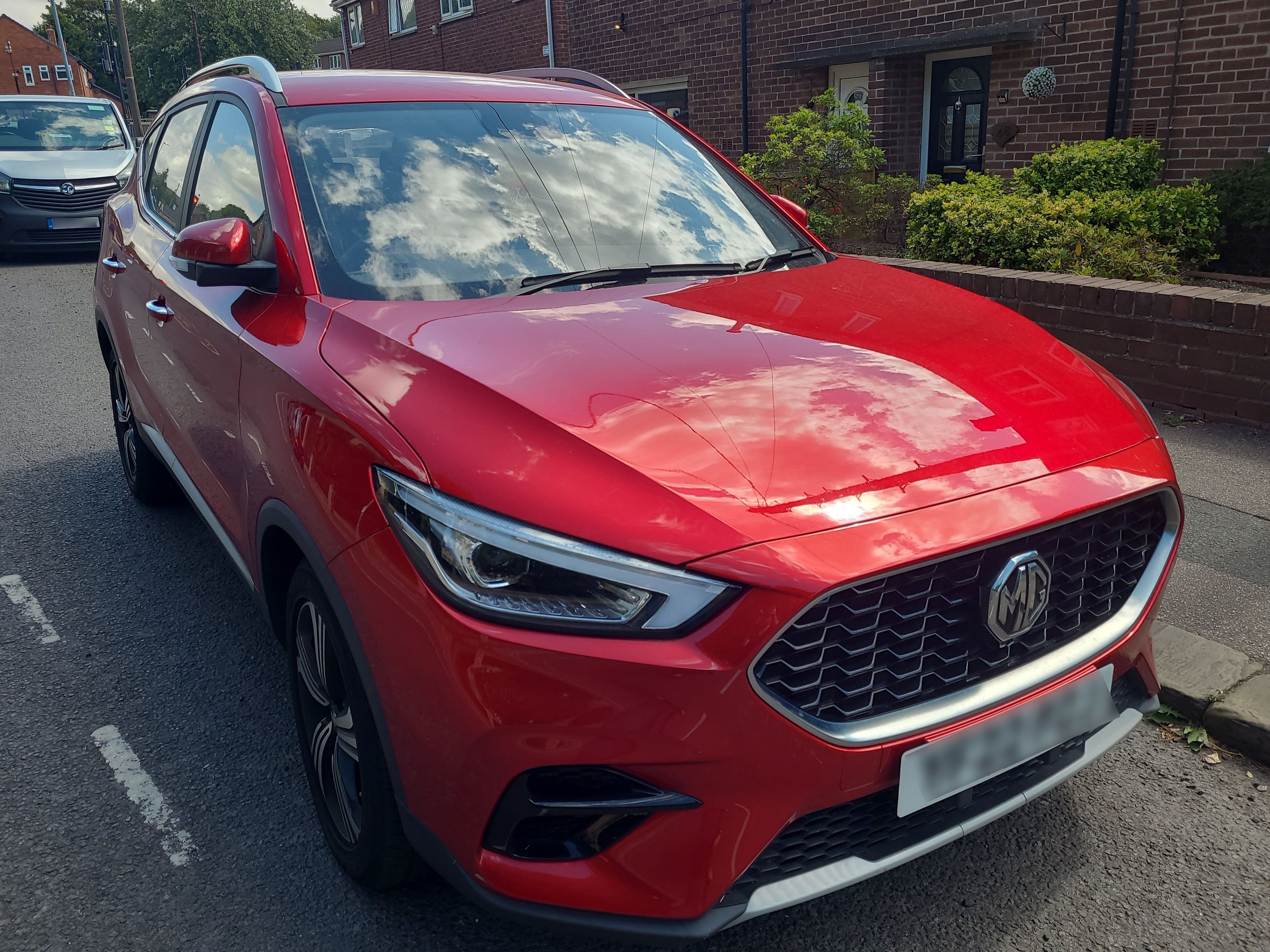 MG ZS