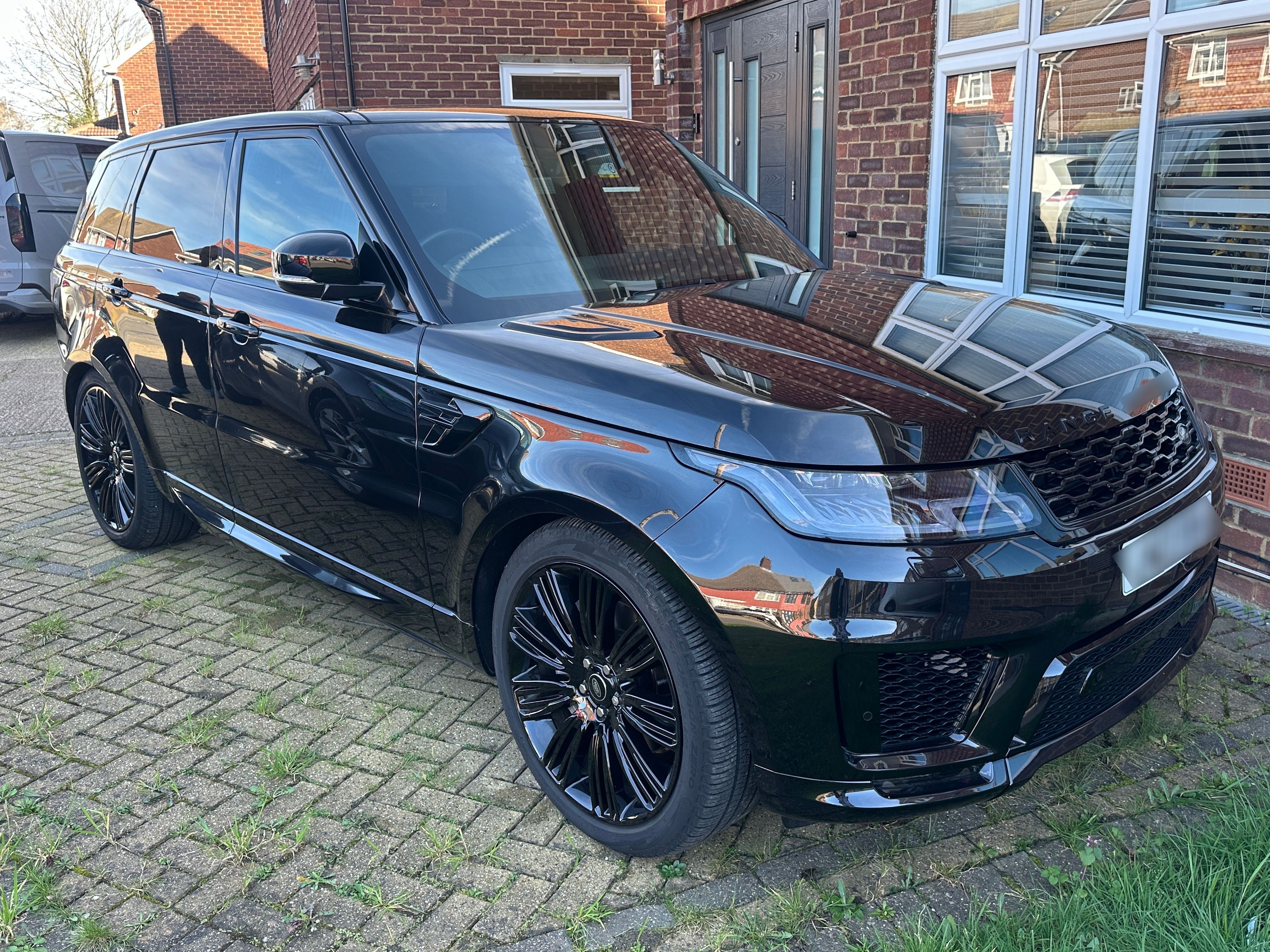 Land Rover RR Sport HSE DYN Blck D MHEV A