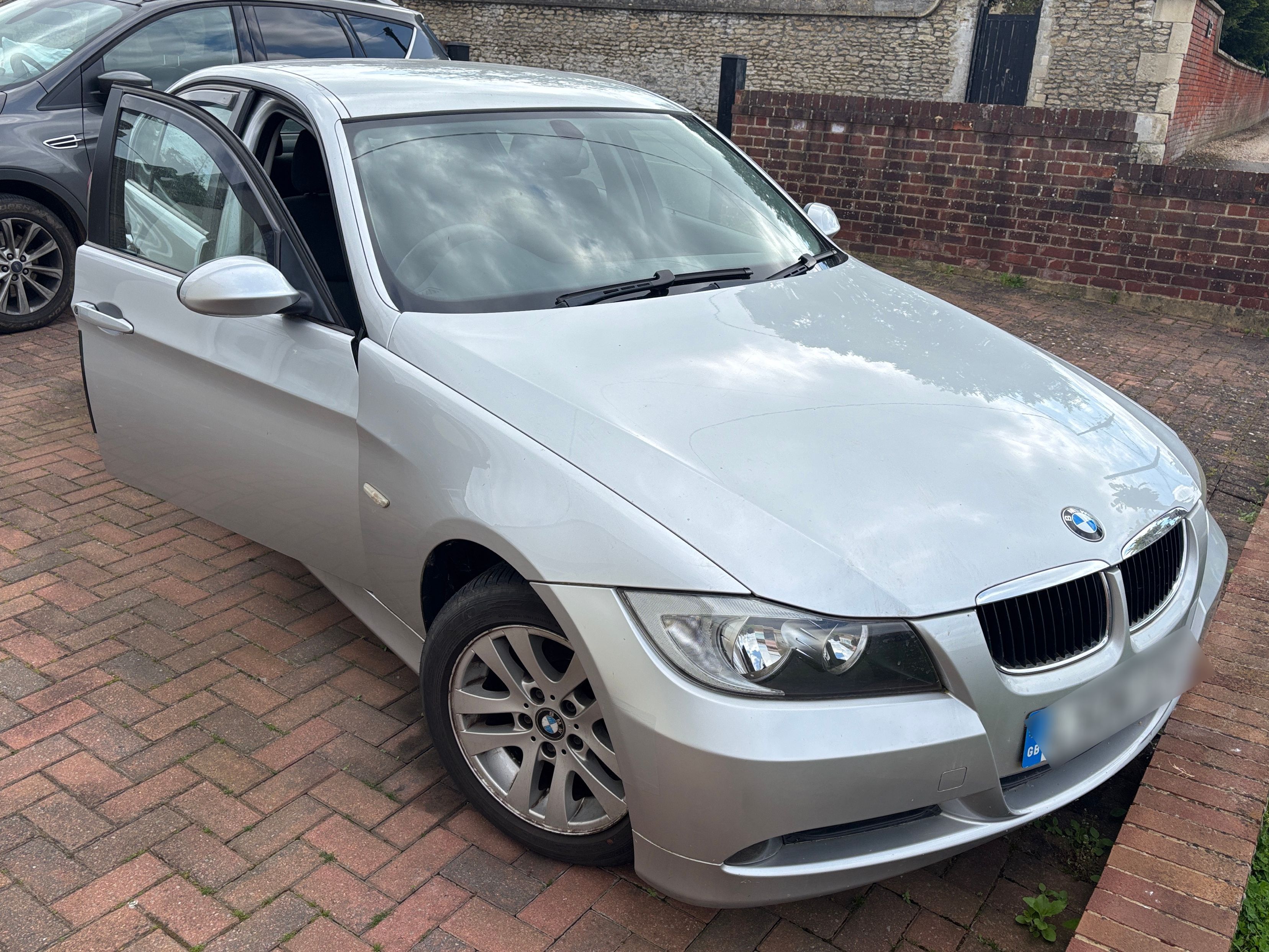 BMW 318i SE Auto