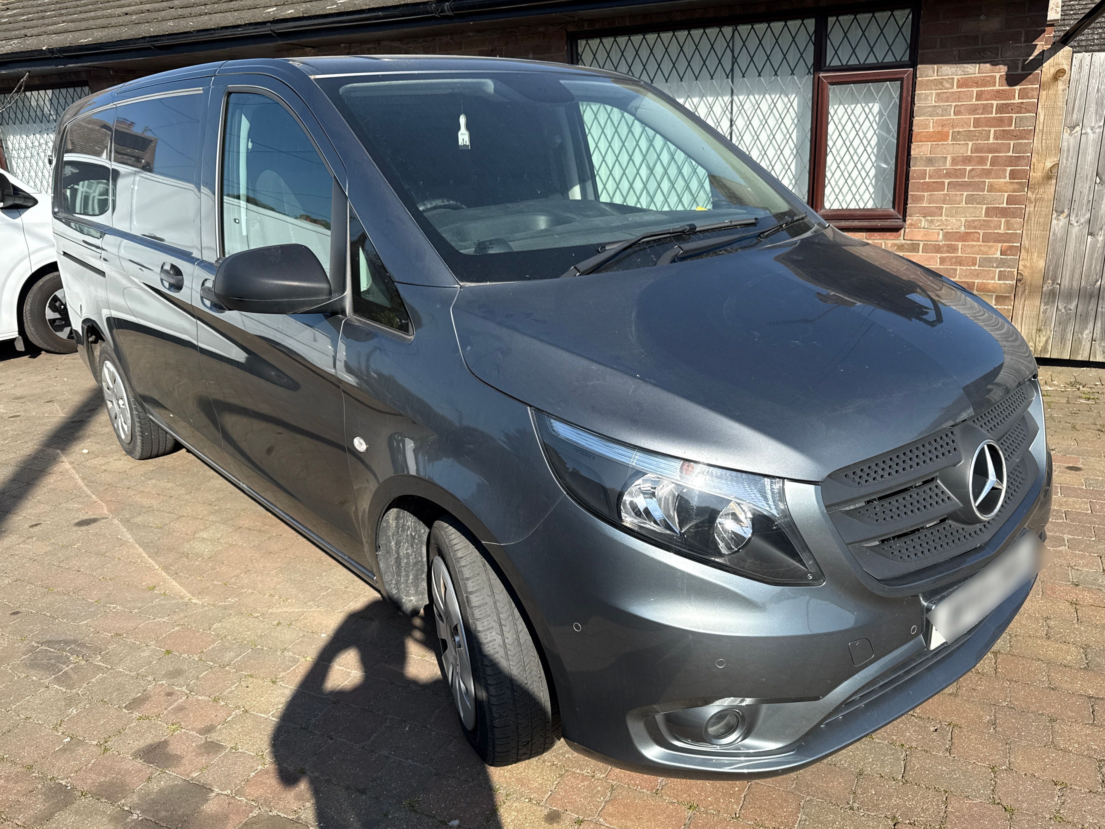 Mercedes Vito