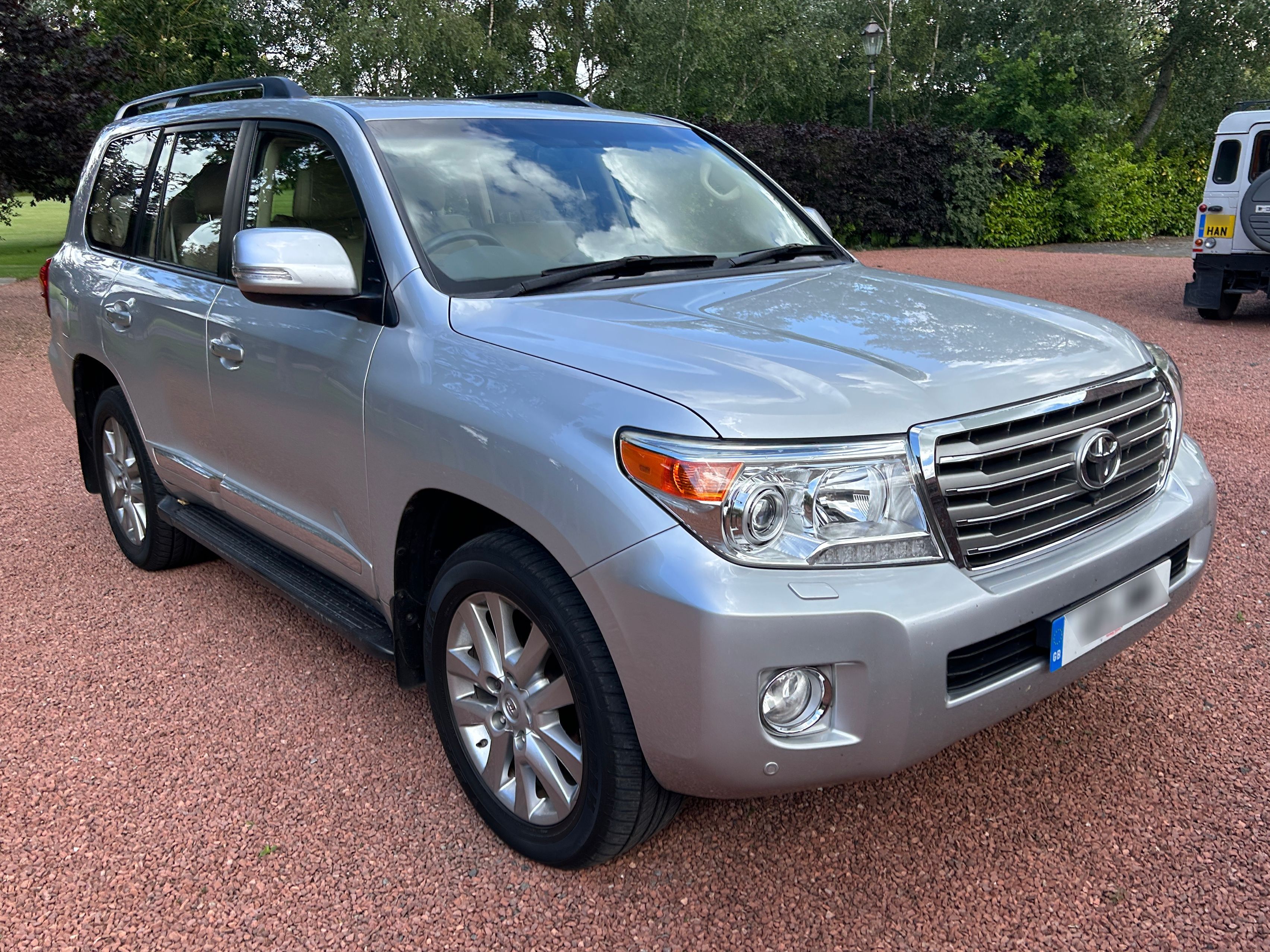 Toyota Land Cruiser V8 D-4D Auto