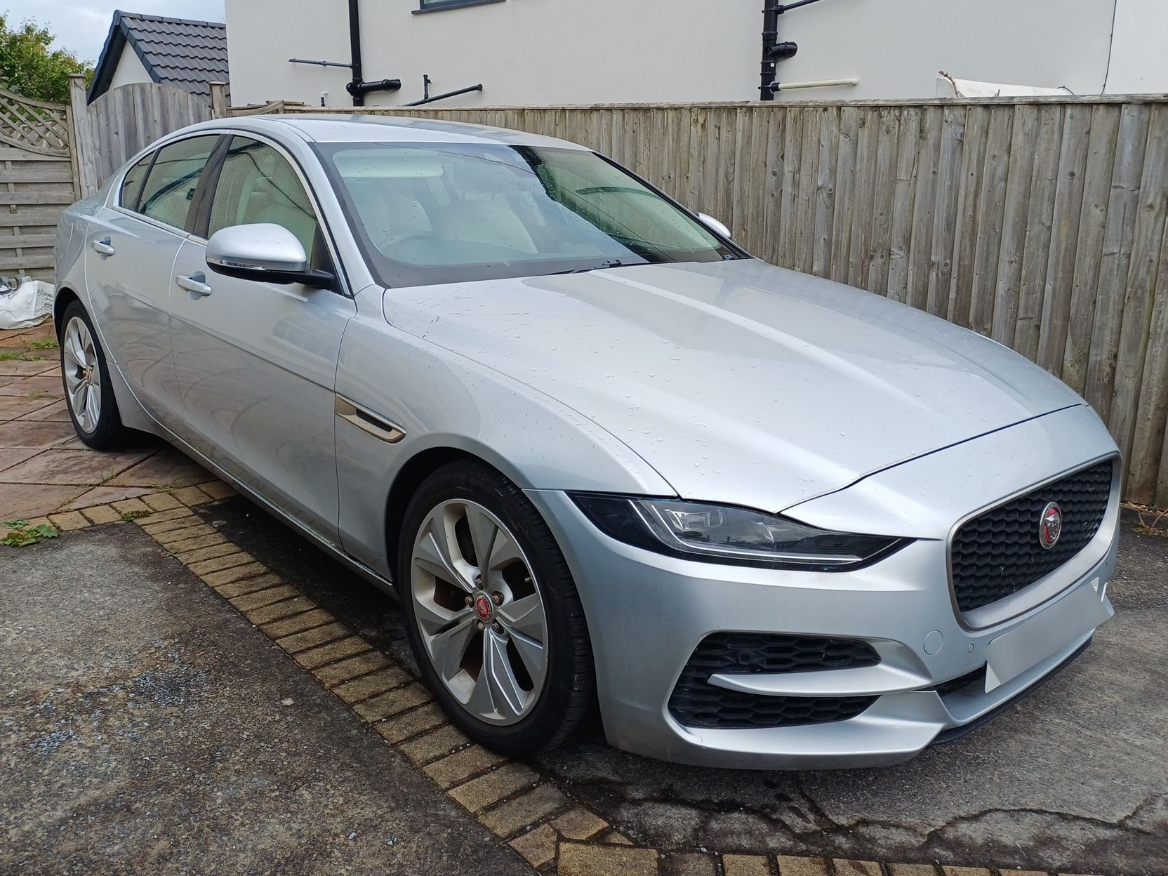 Jaguar XE S Auto