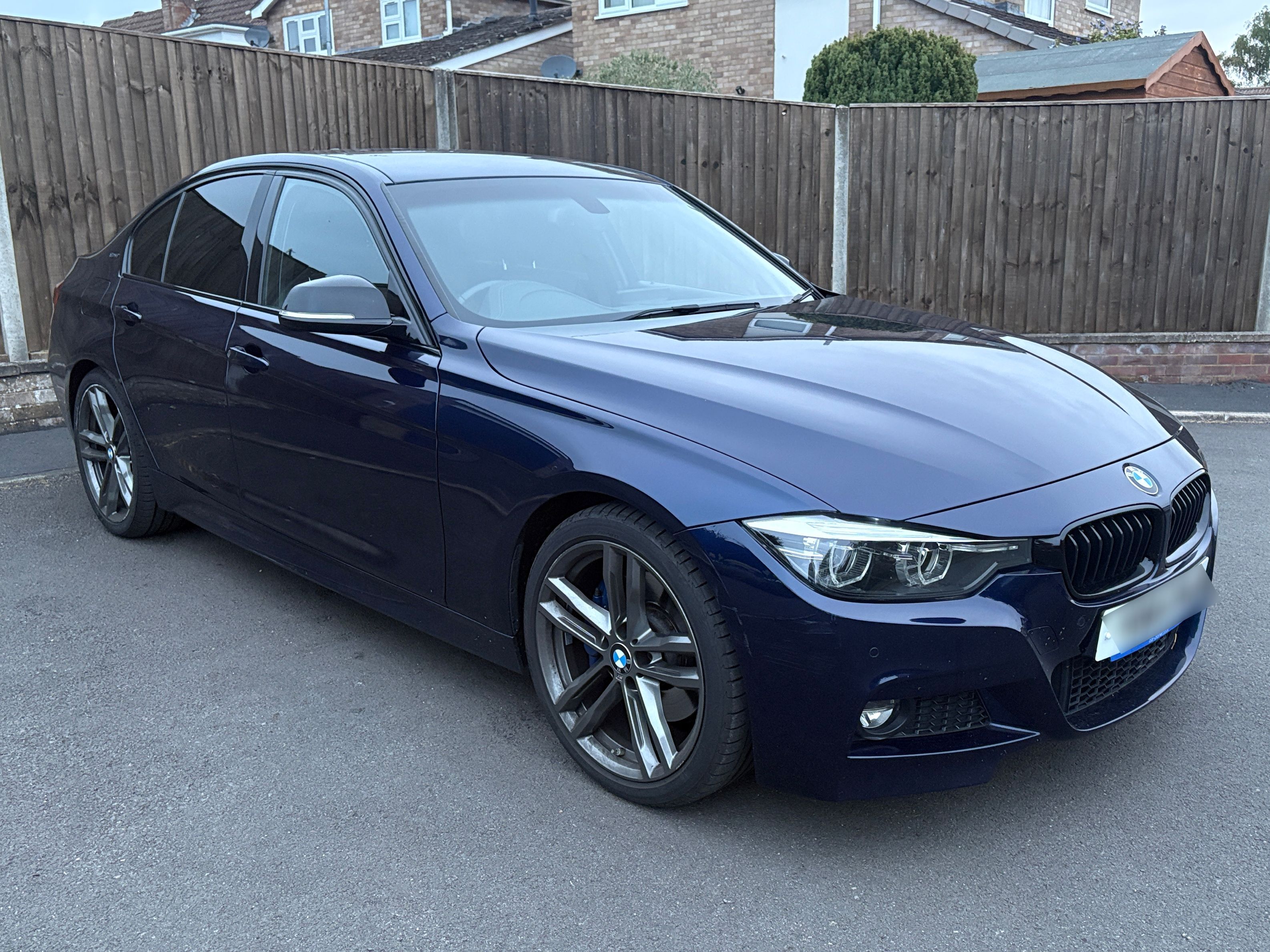 BMW 330E M Sport Shadow Edition A