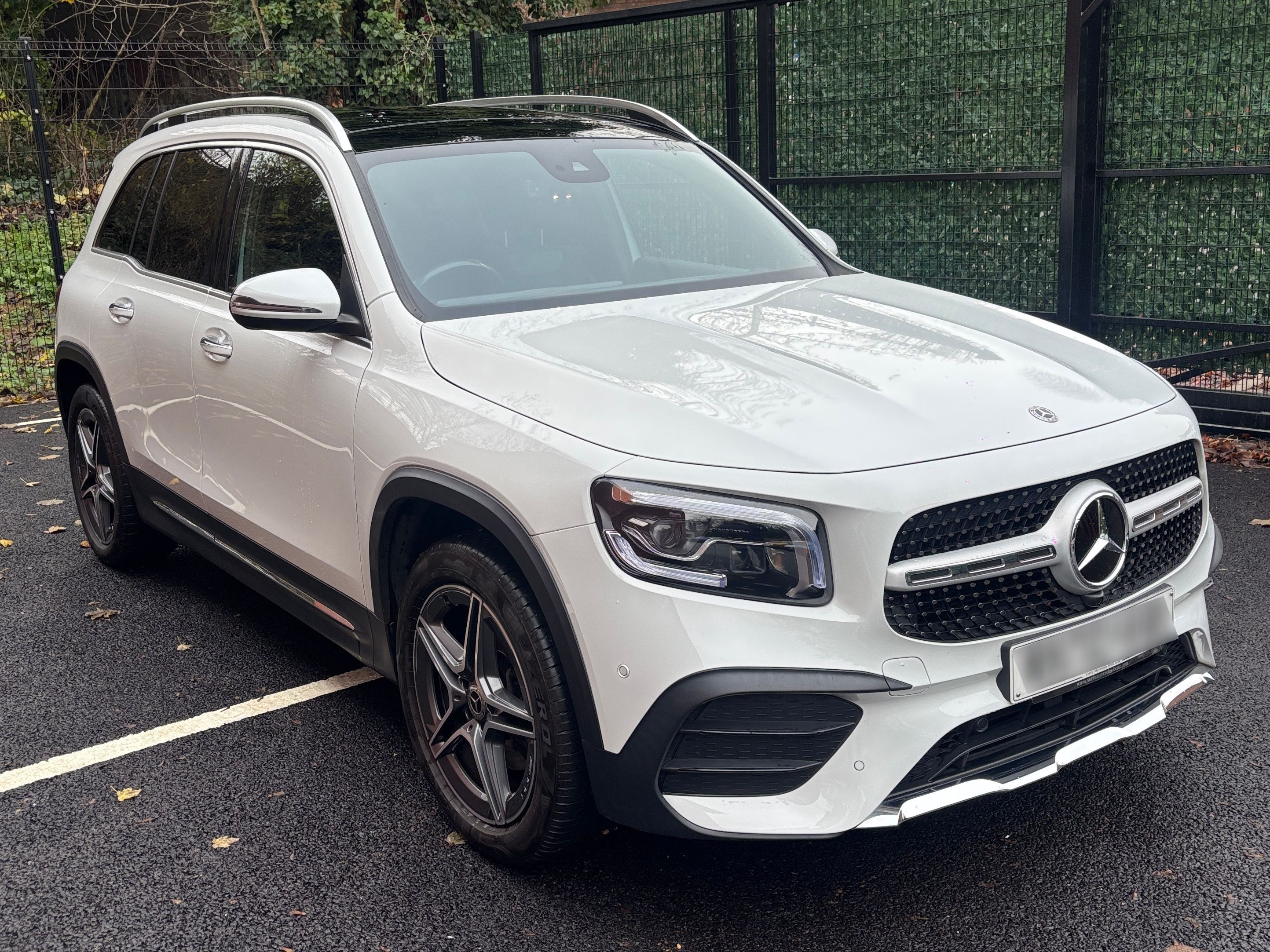 Mercedes GLB 200 AMG Line Premium + A
