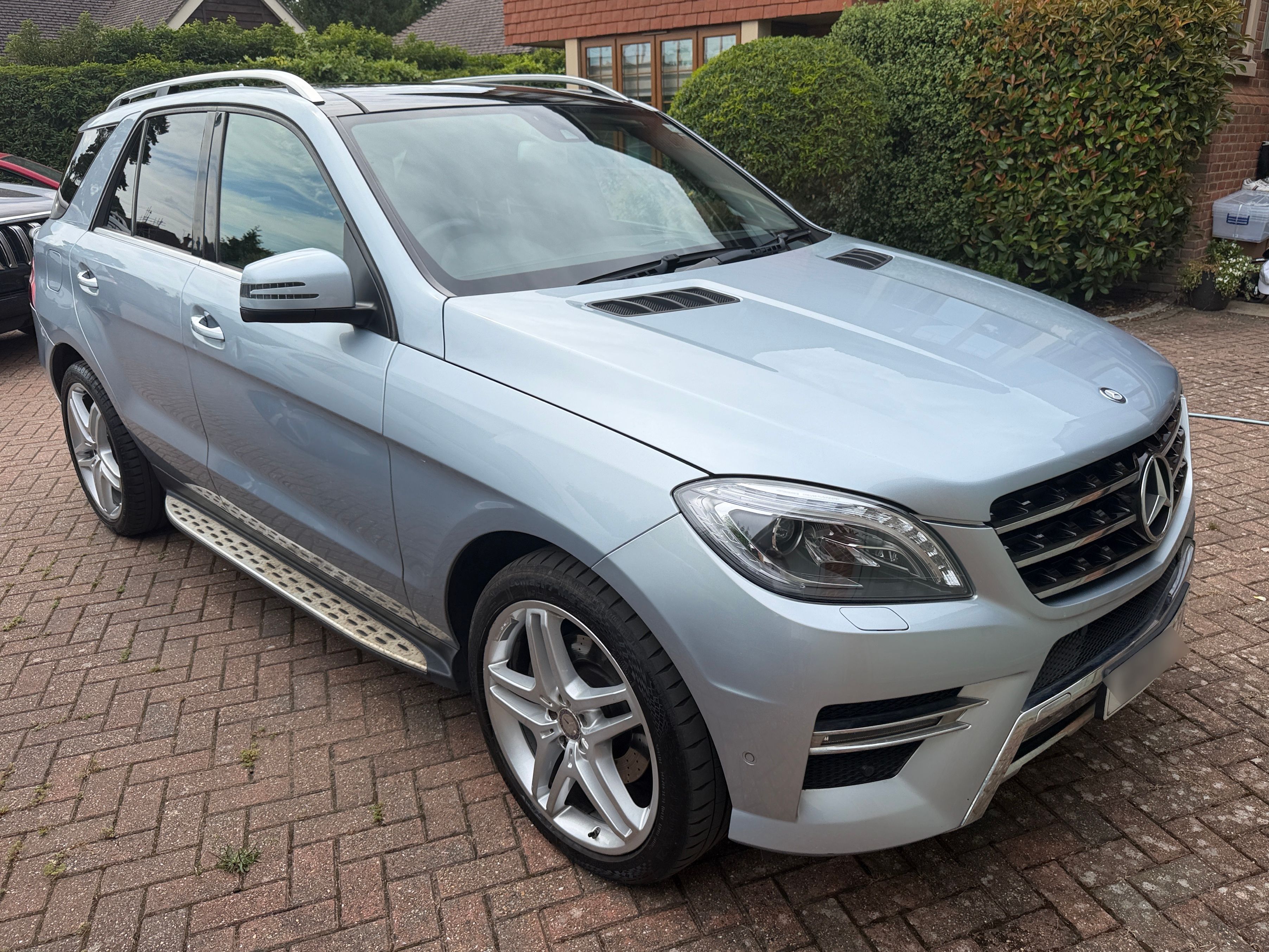 Mercedes ML350 AMG Line PREM+ Bluetec A