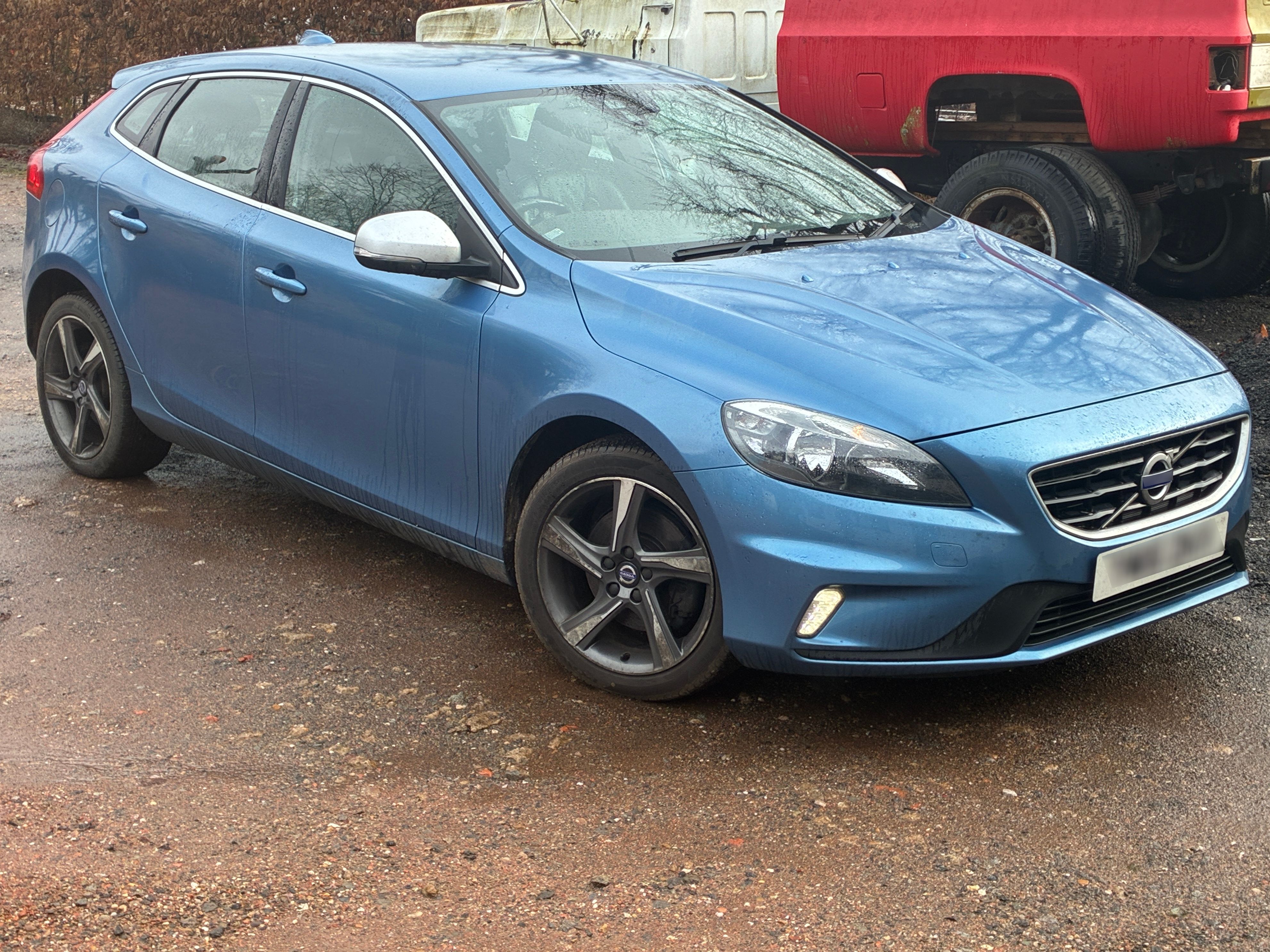 Volvo V40