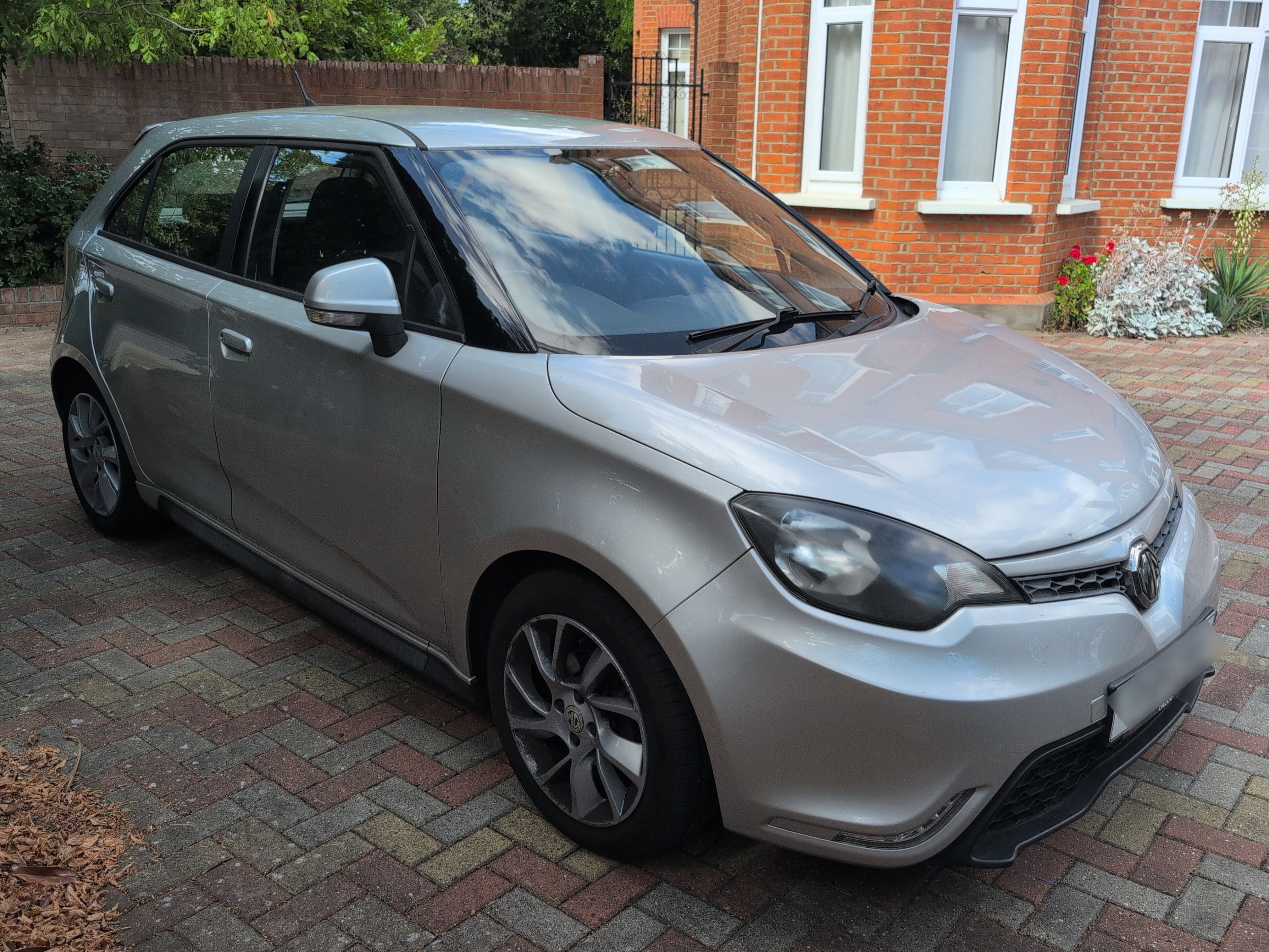 MG 3