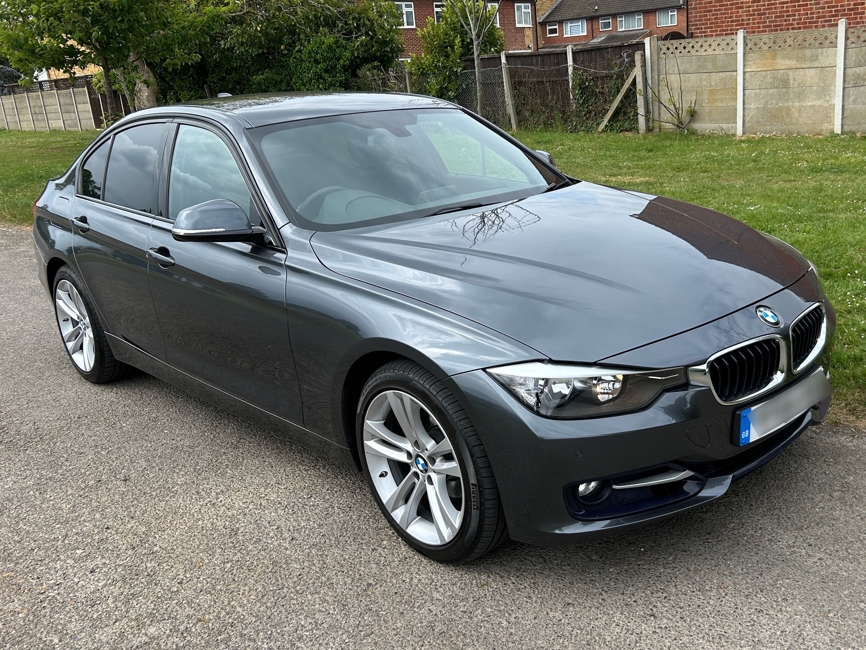 BMW 320I Sport Auto