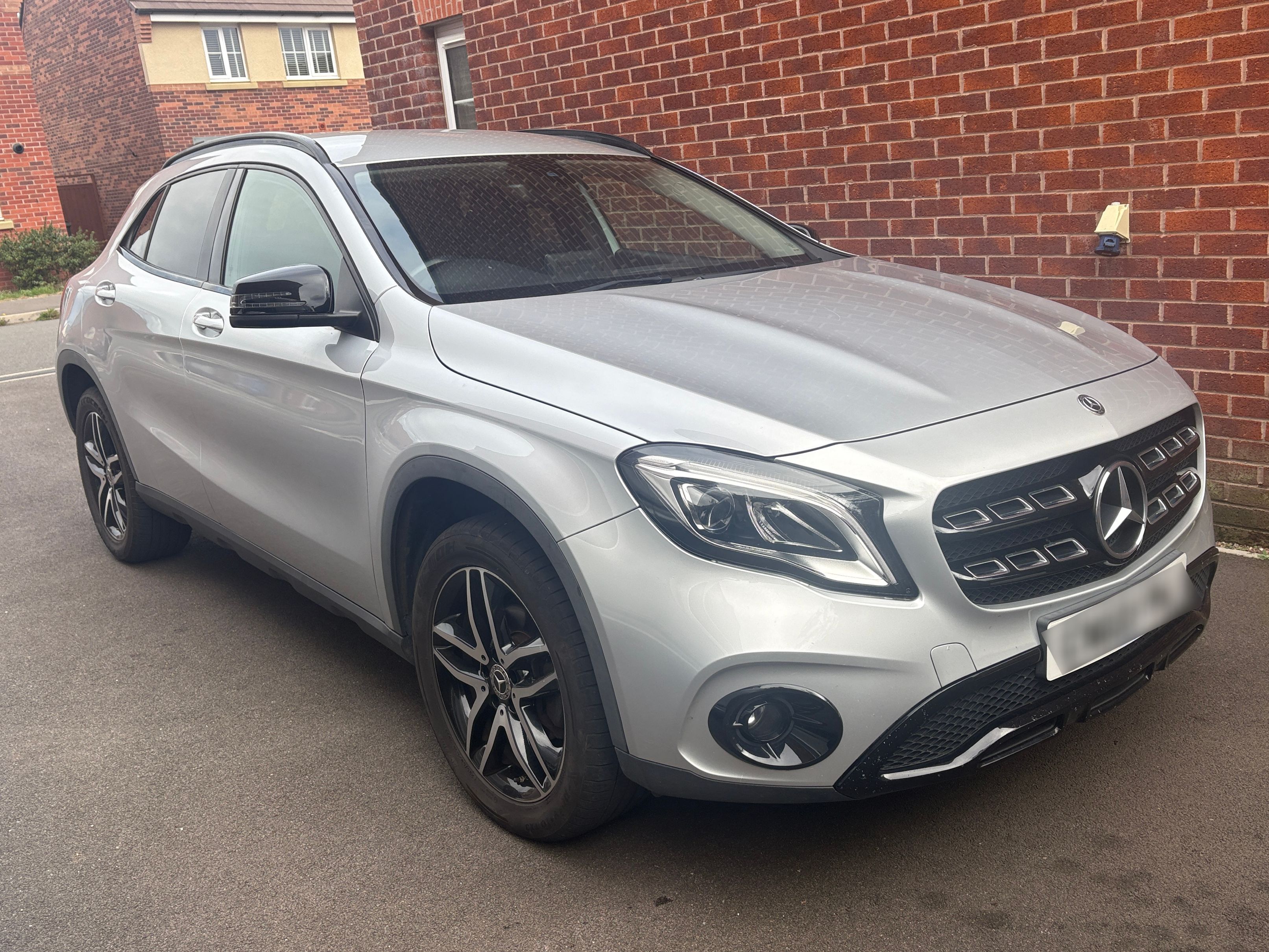 Mercedes GLA 180 Urban Edition Auto