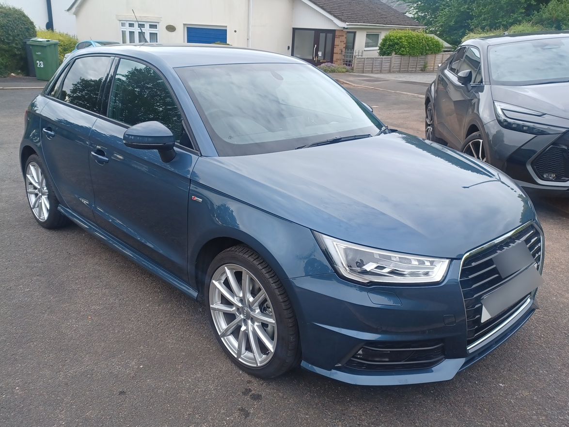 Audi A1