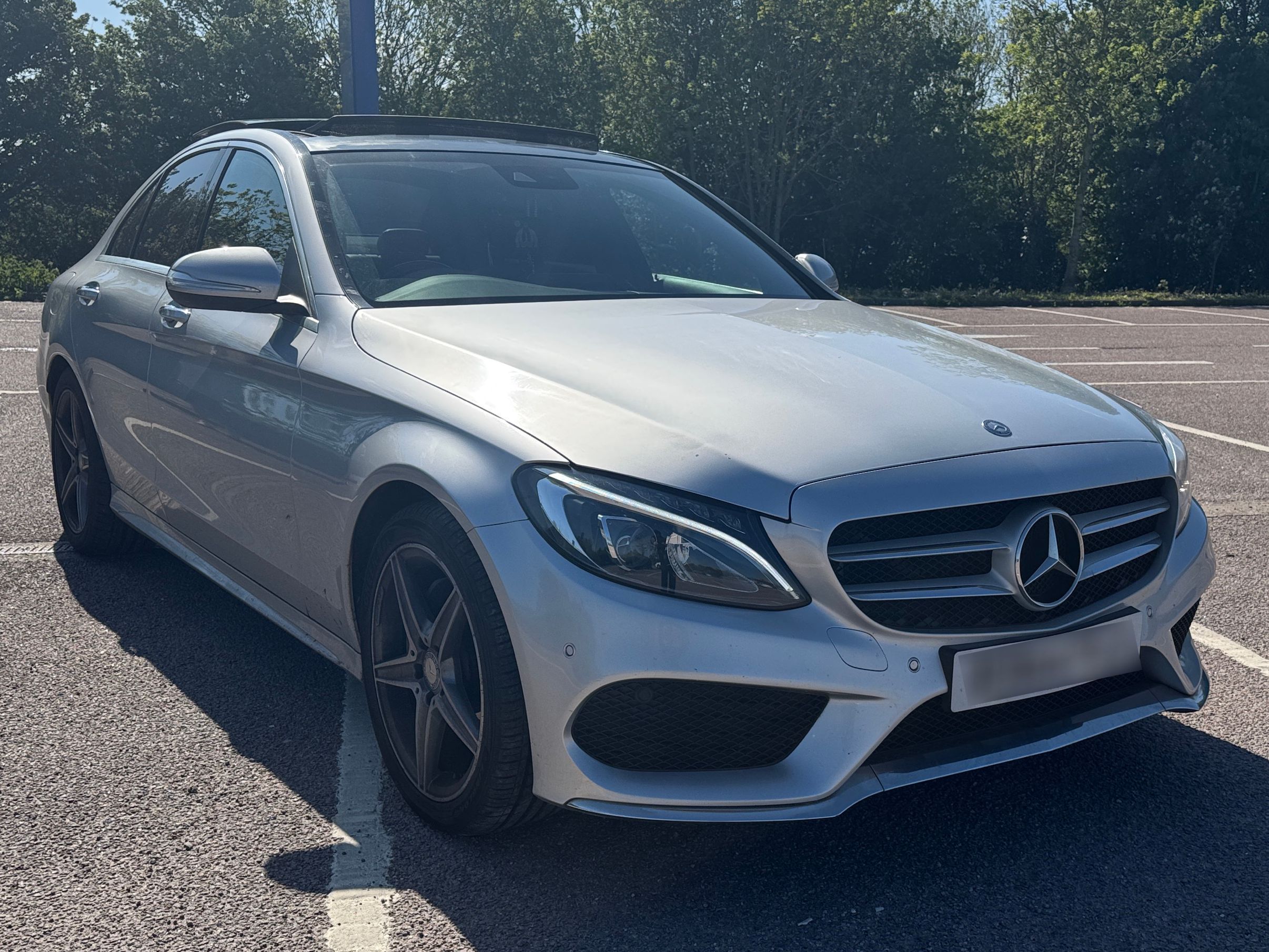 Mercedes C220 AMG Line Prem + Bluetec A