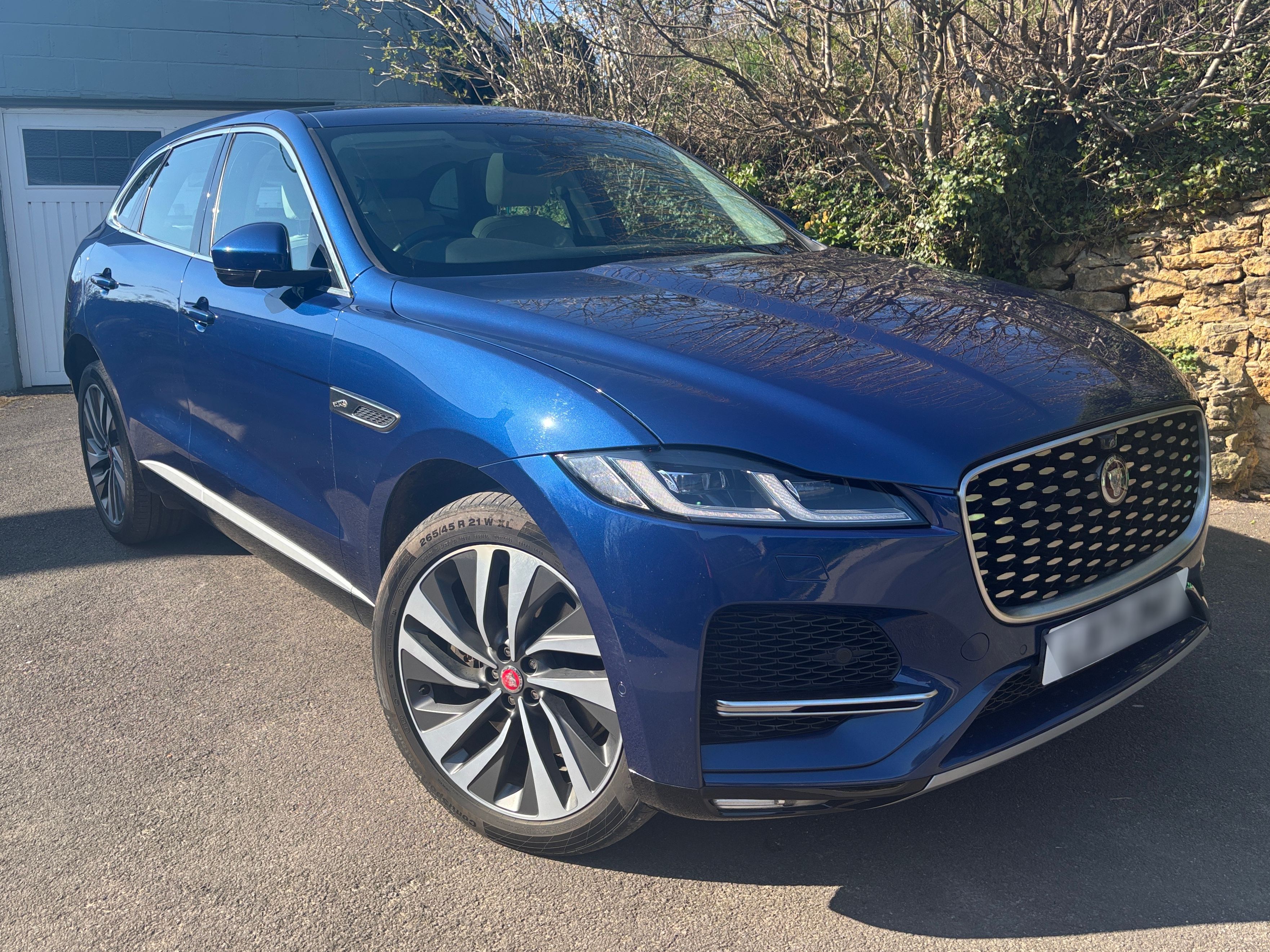 Jaguar F-PACE