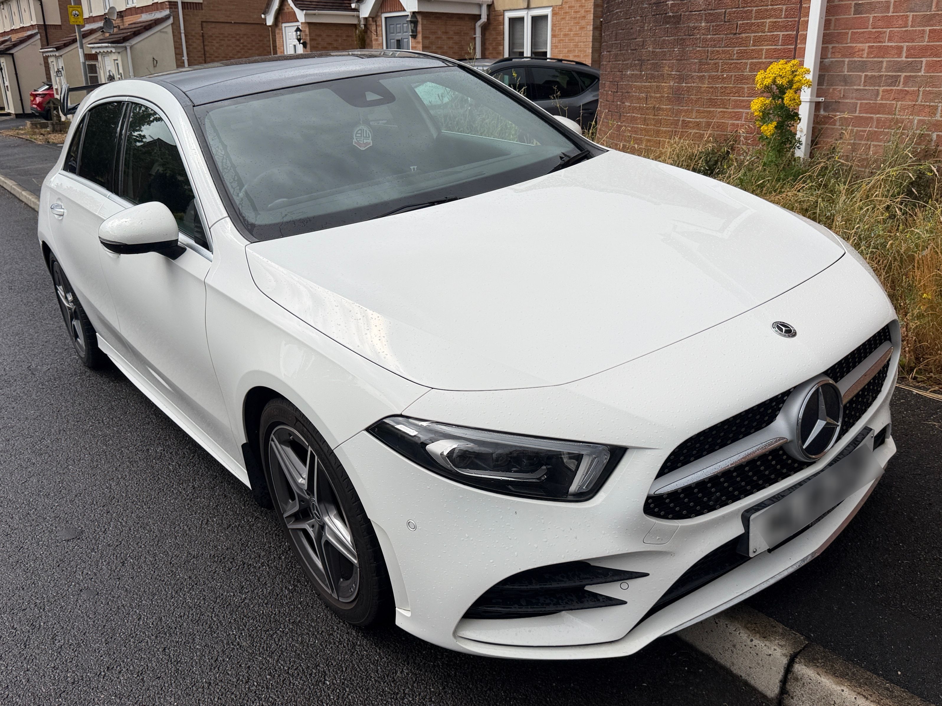 Mercedes A 180 AMG Line Premium + A