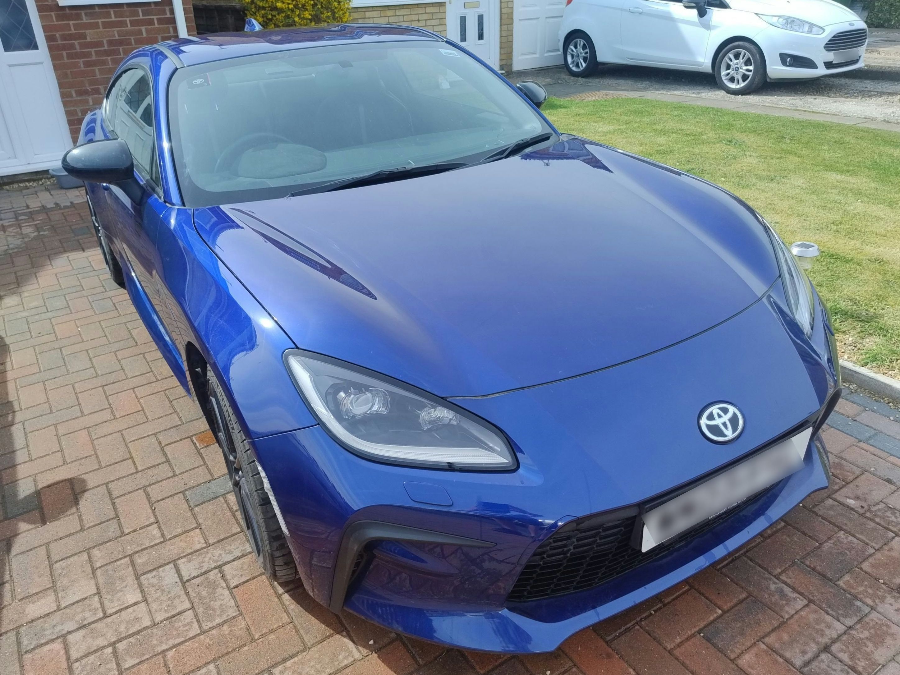 Toyota GR86 D-4S