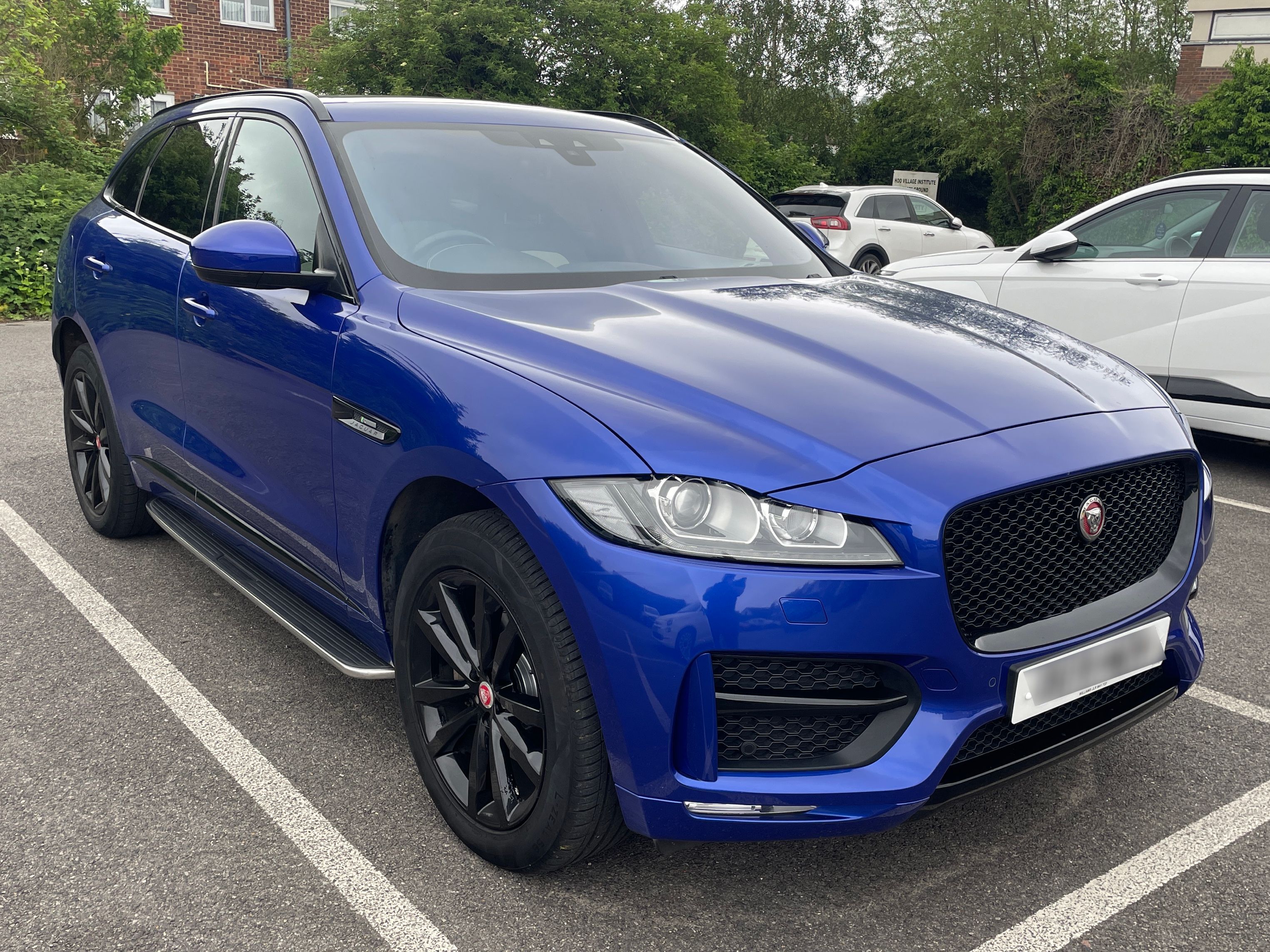 Jaguar F-PACE