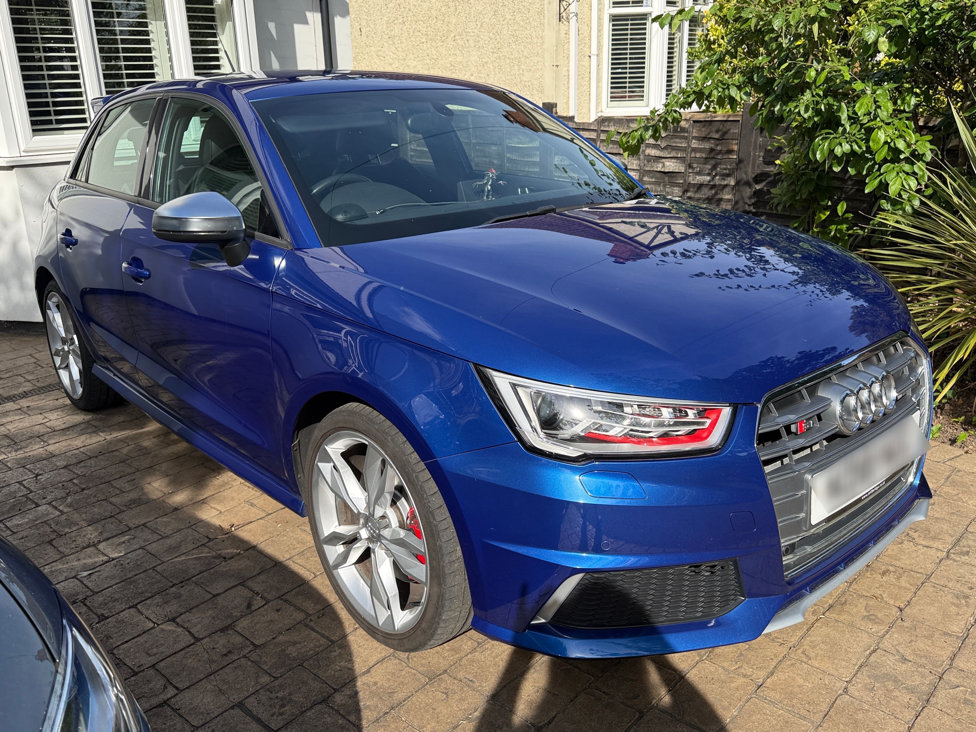 Audi S1