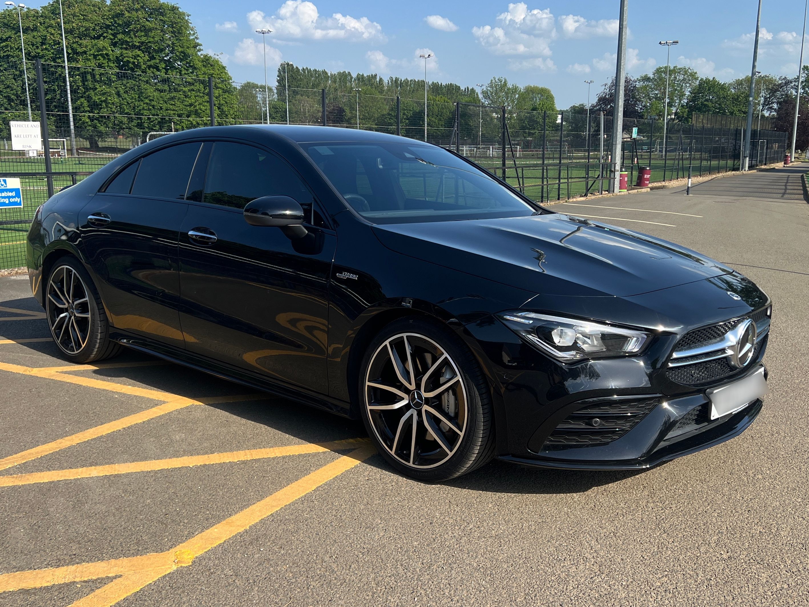 Mercedes AMG CLA 35 Premium 4MATIC 