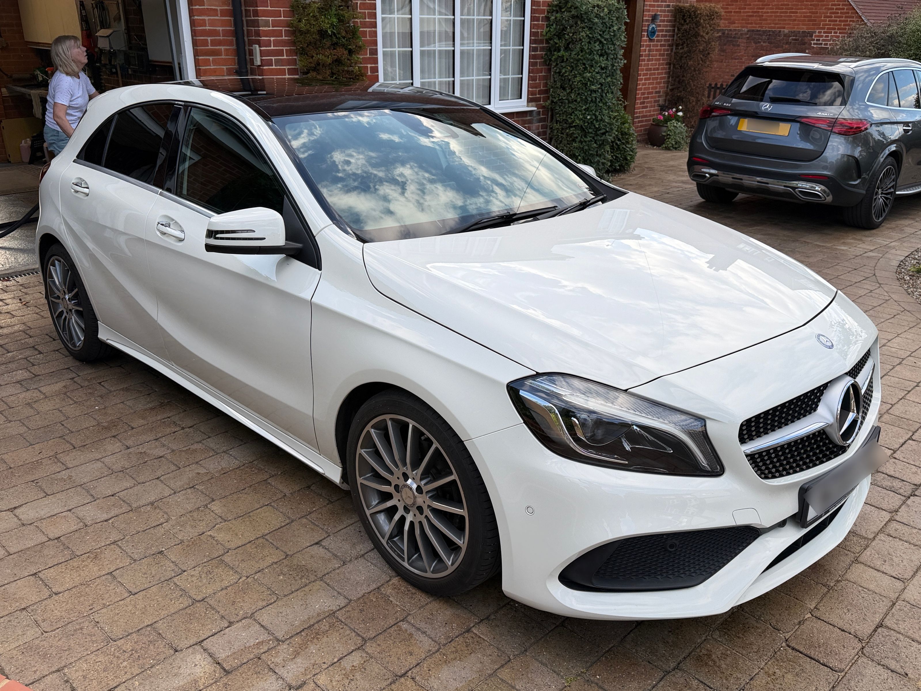 Mercedes A 160 AMG Line Premium + Auto