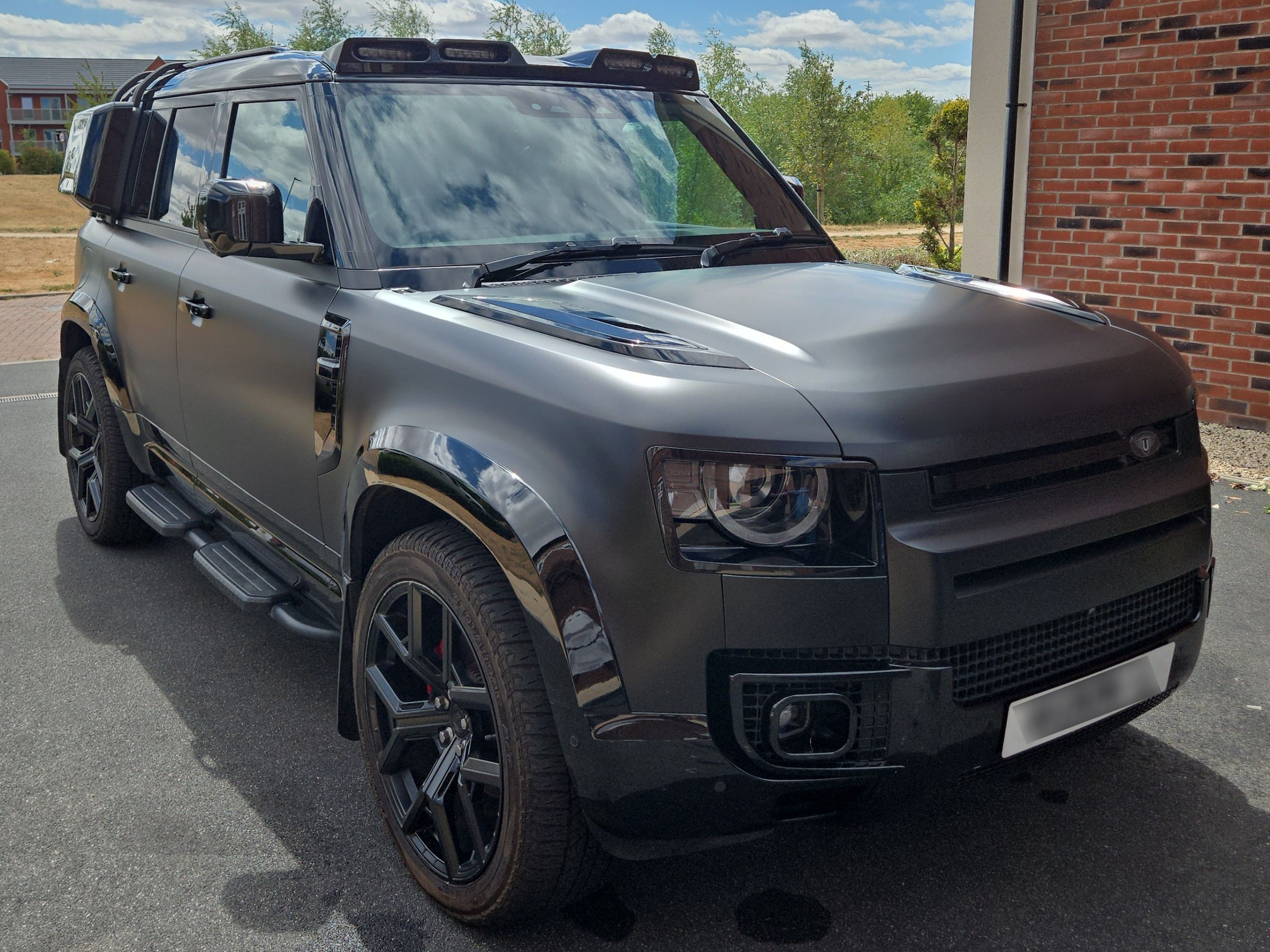 Land Rover Defender