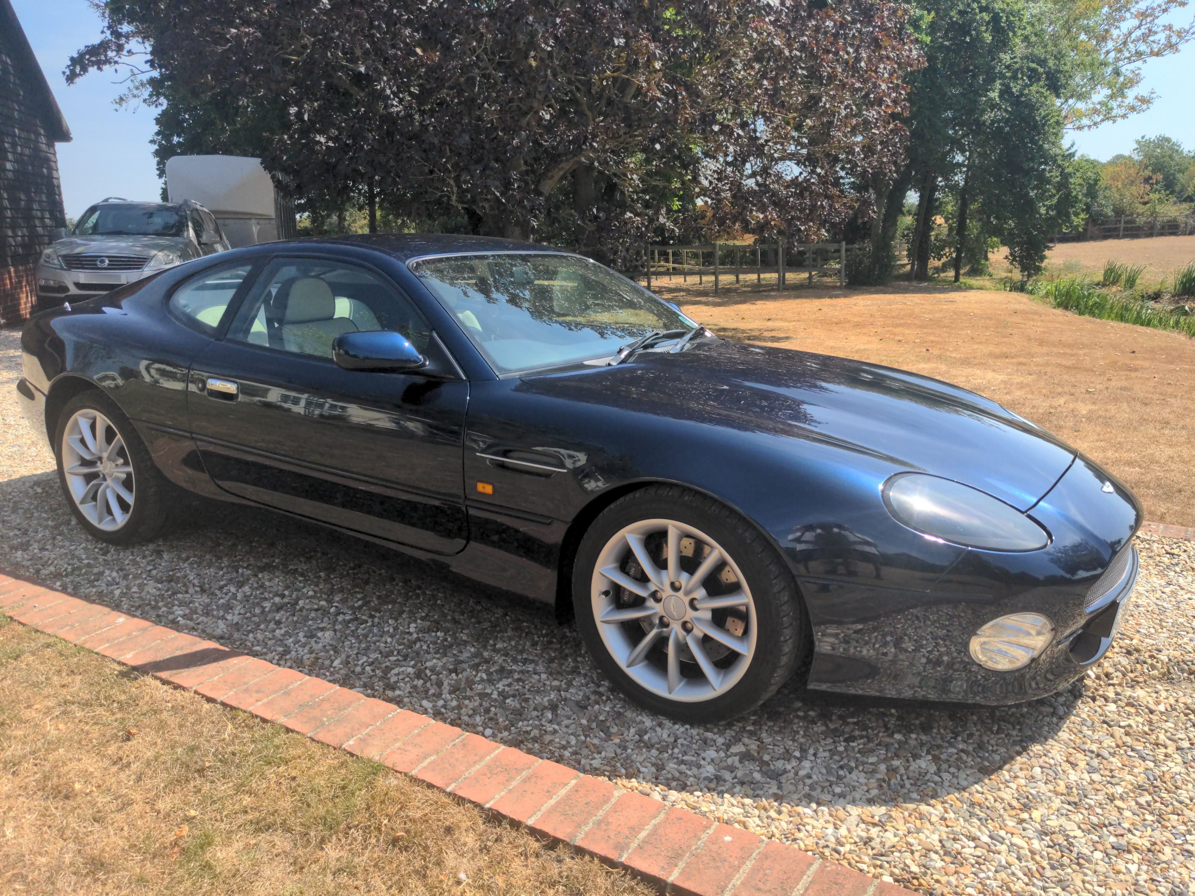 Aston Martin DB7
