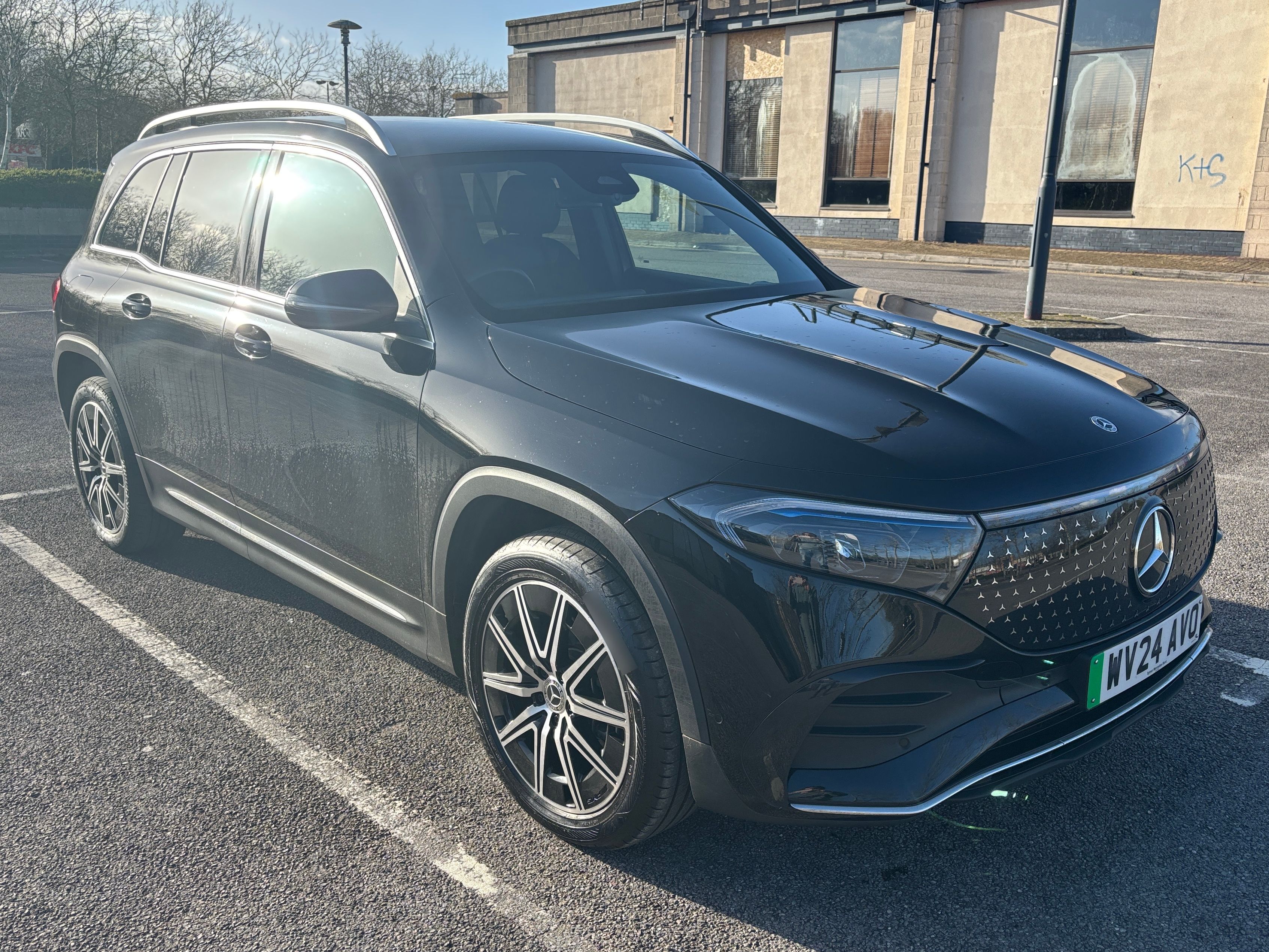 Mercedes EQB 300 AMG Line Executive 4M