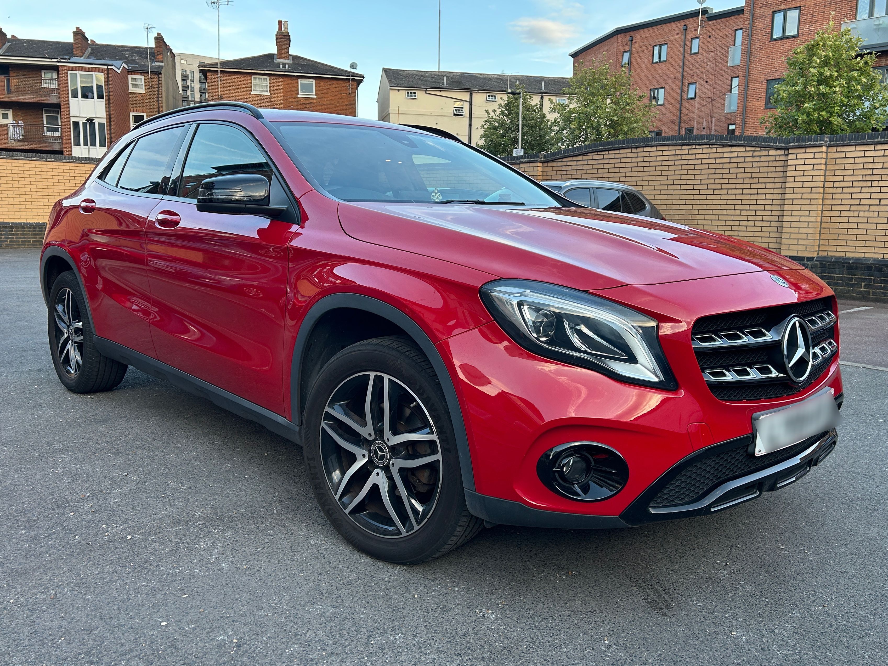 Mercedes GLA 180 Urban Edition Auto