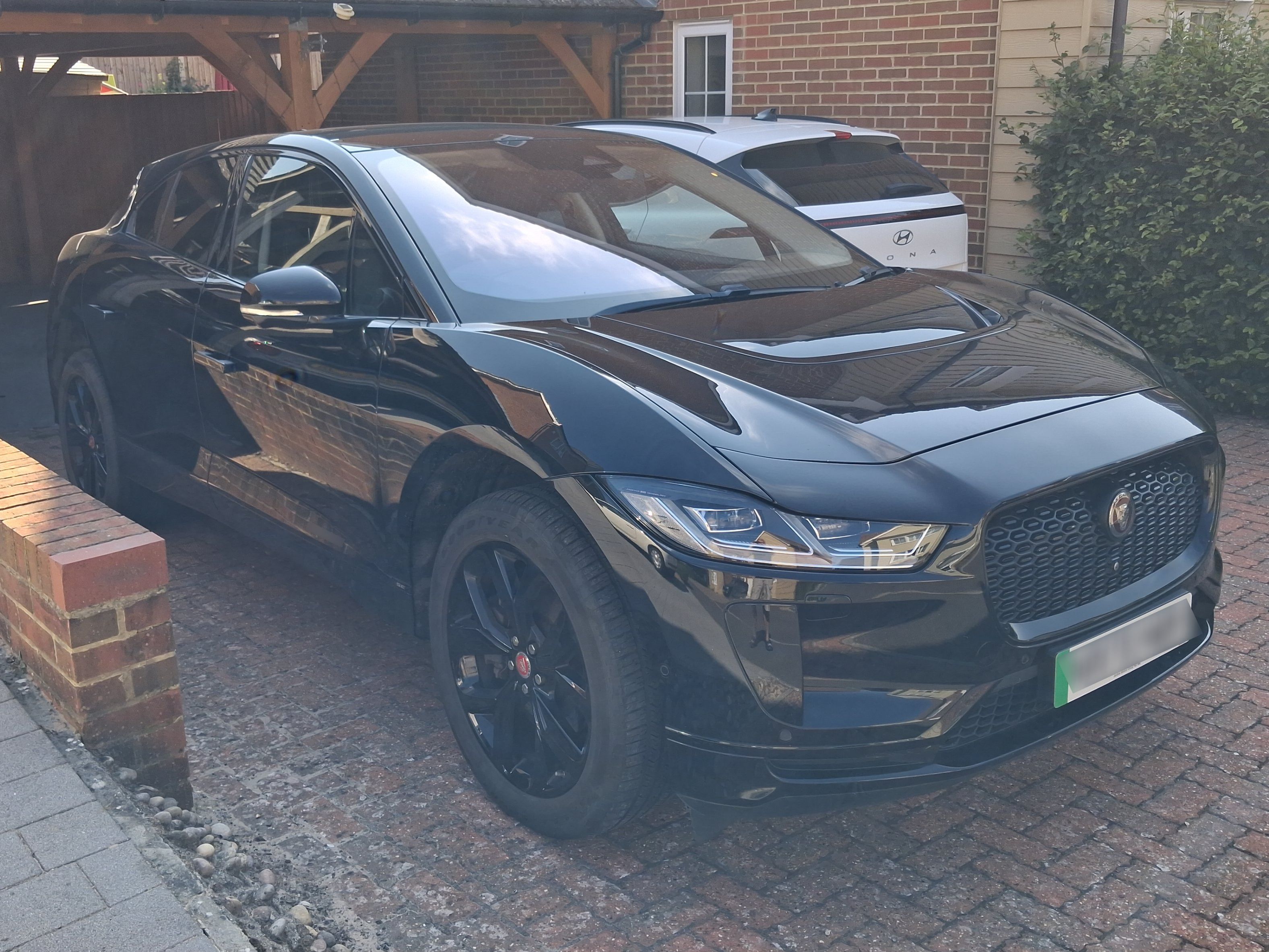 Jaguar I-PACE