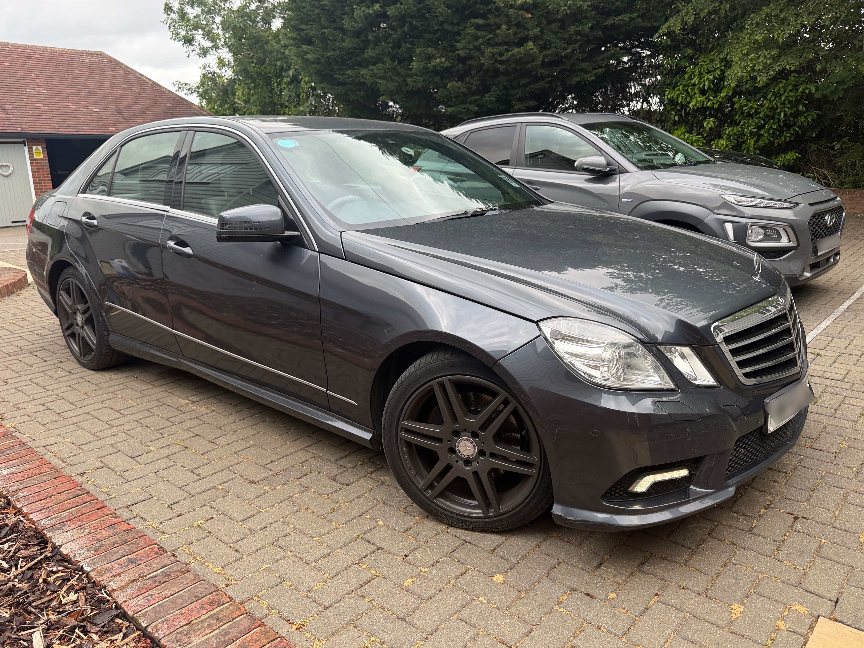 Mercedes E220 BLUEF-CY Sport CDI A