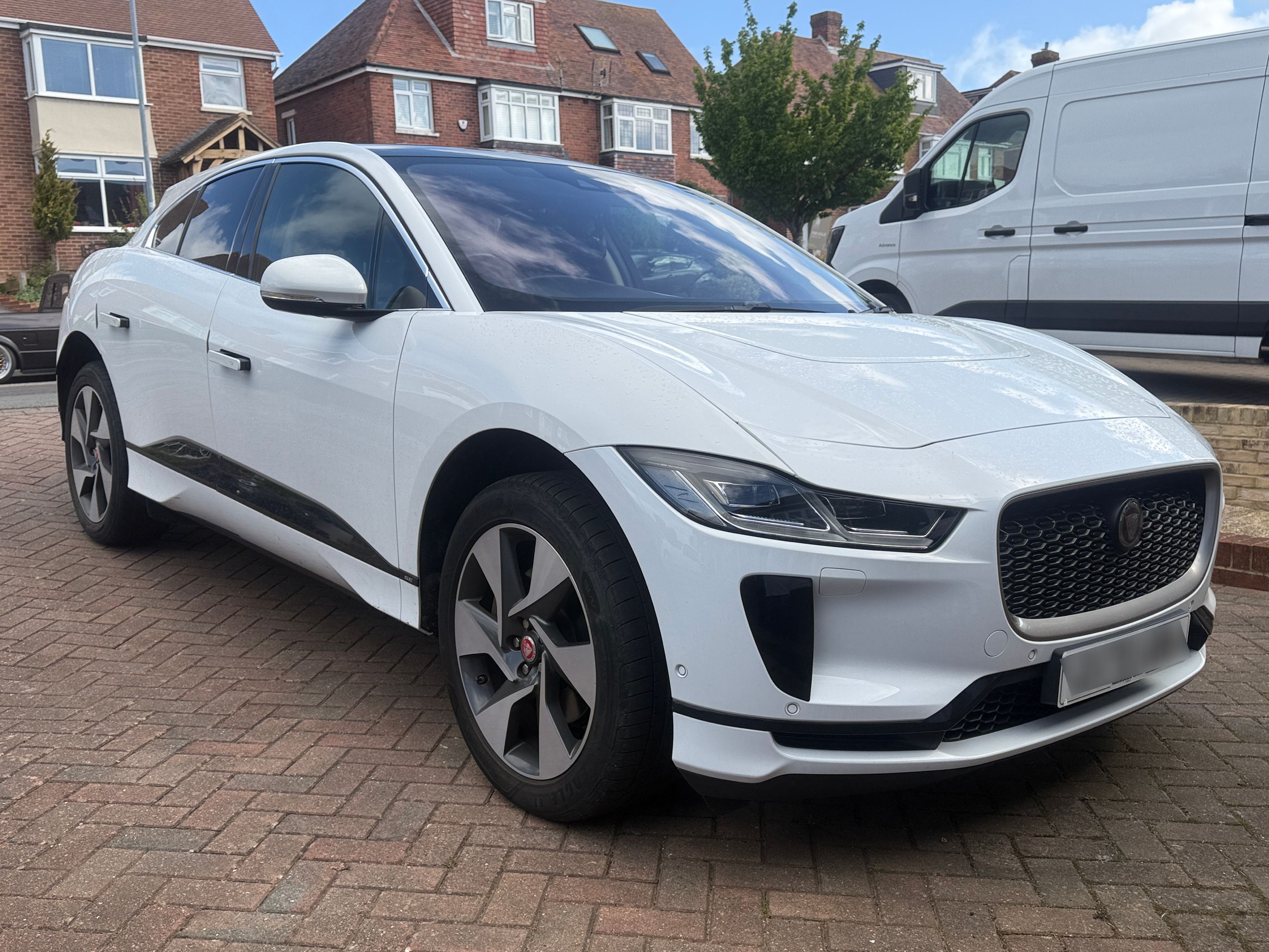 Jaguar I-PACE