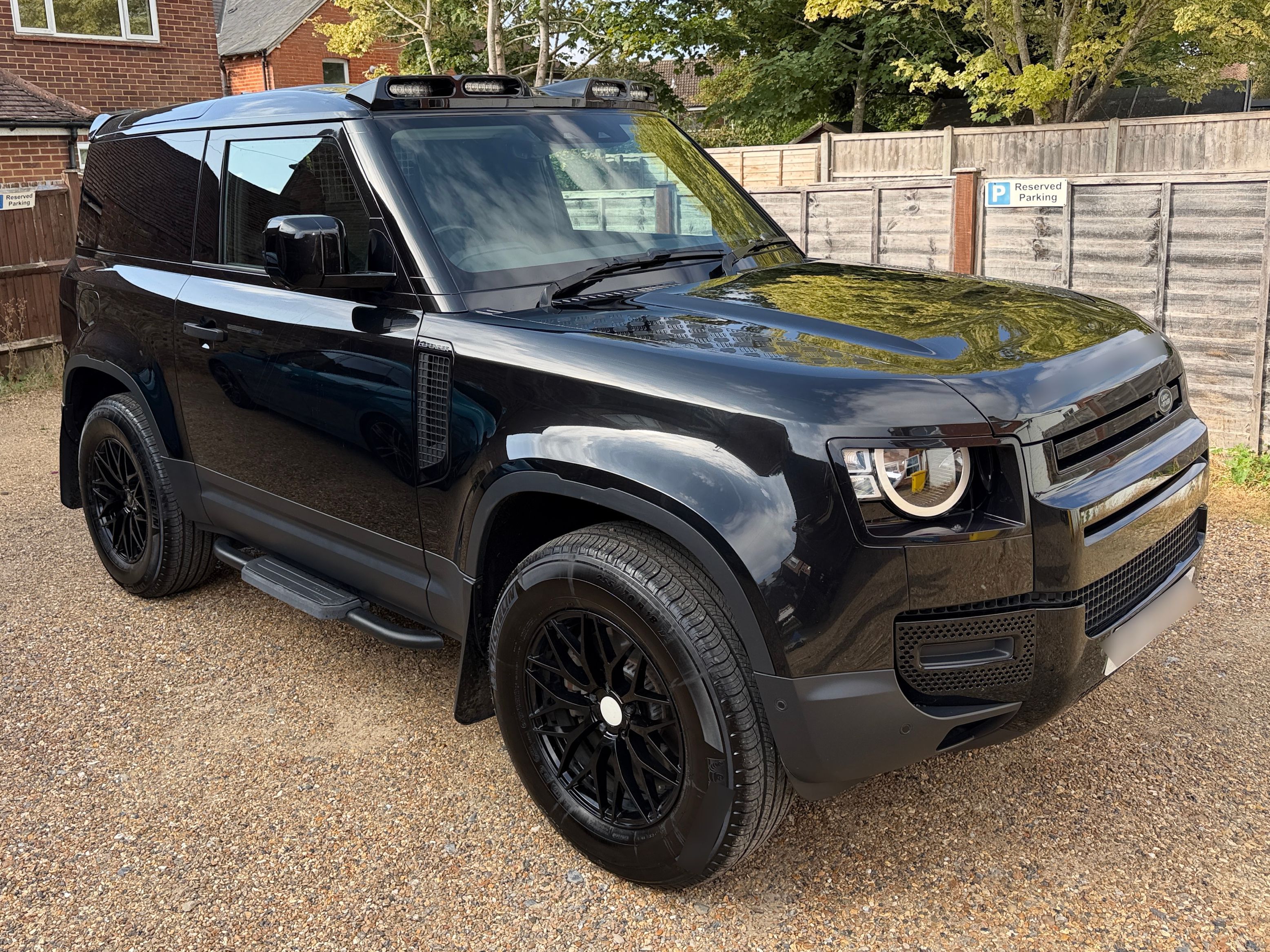 Land Rover Defender